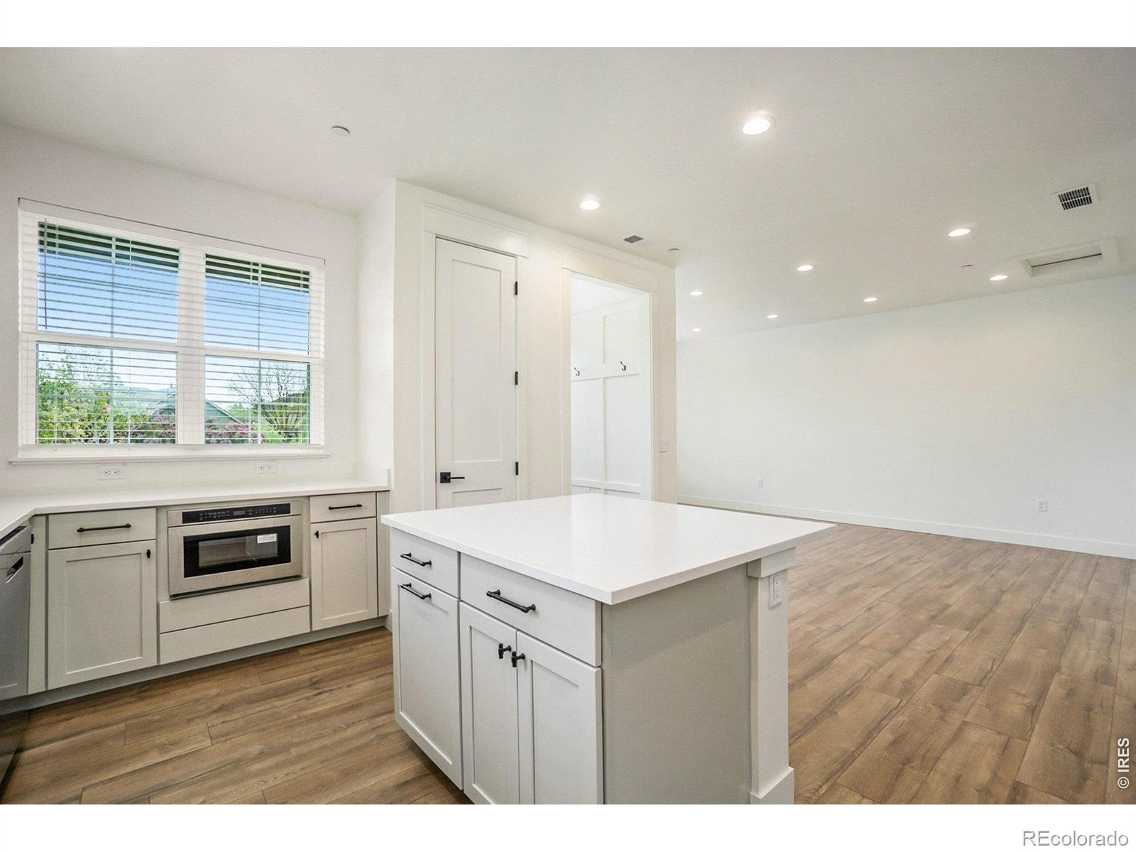 MLS Image #4 for 5150  stonewall street,loveland, Colorado