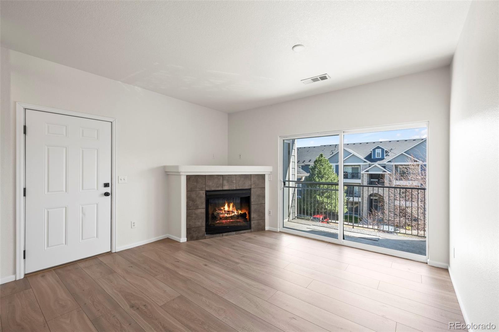 MLS Image #2 for 4451 s ammons street 301,littleton, Colorado