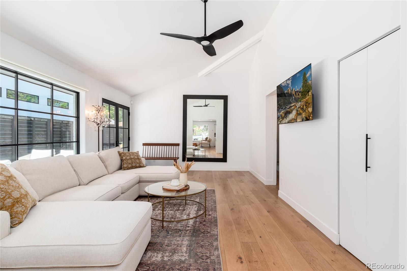 MLS Image #11 for 1065 s monroe street,denver, Colorado