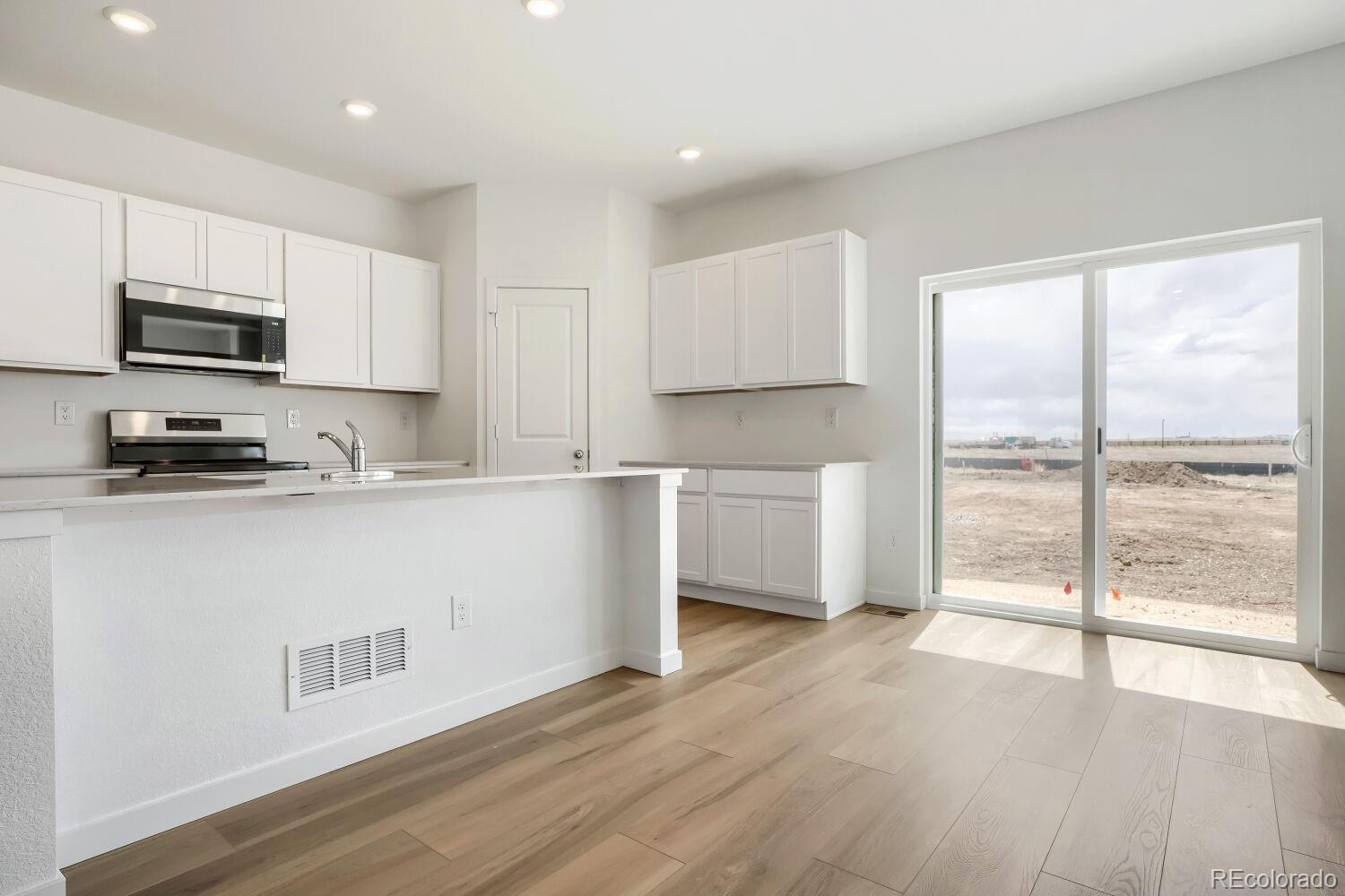 MLS Image #2 for 45894  mill avenue,bennett, Colorado