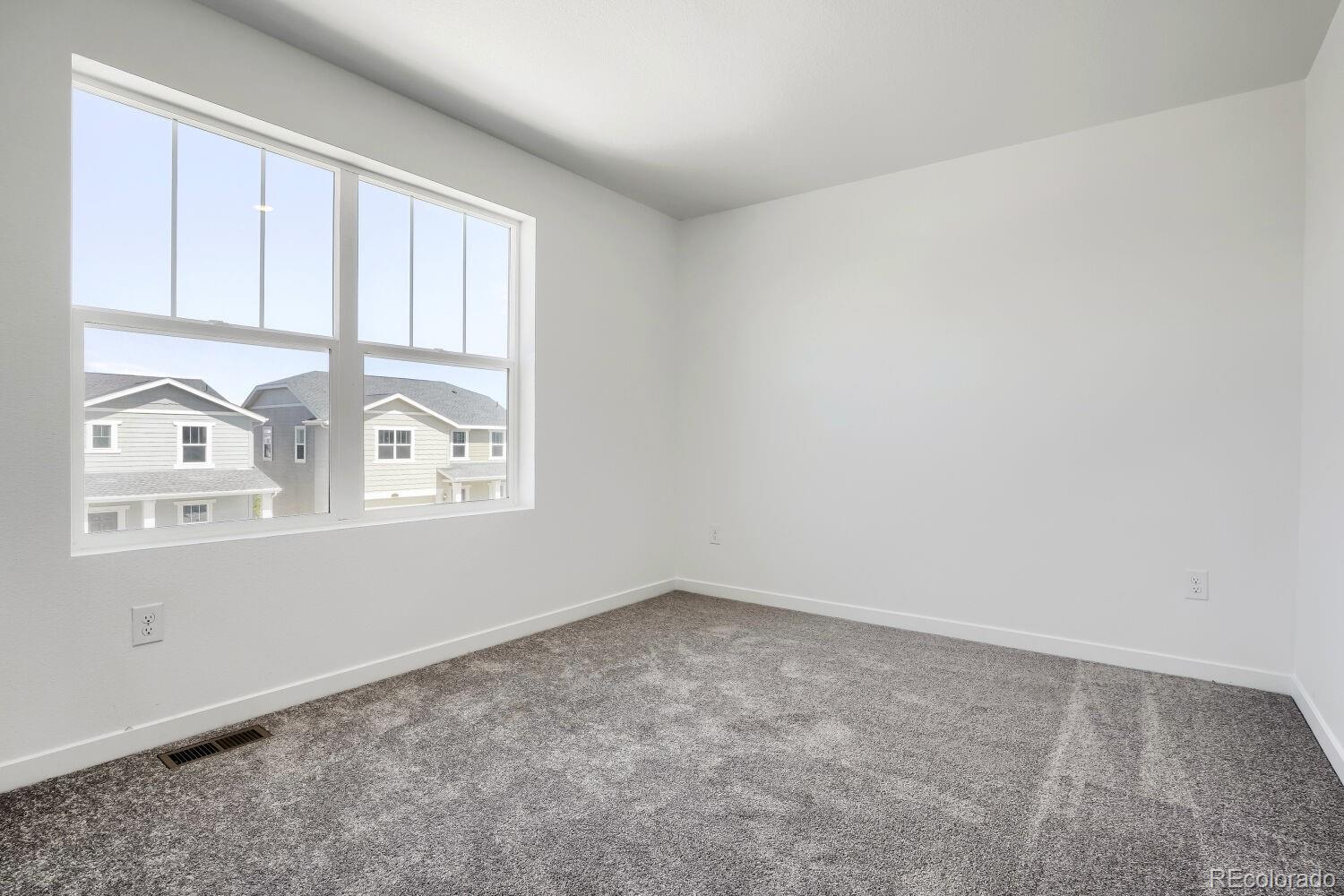MLS Image #5 for 45894  mill avenue,bennett, Colorado