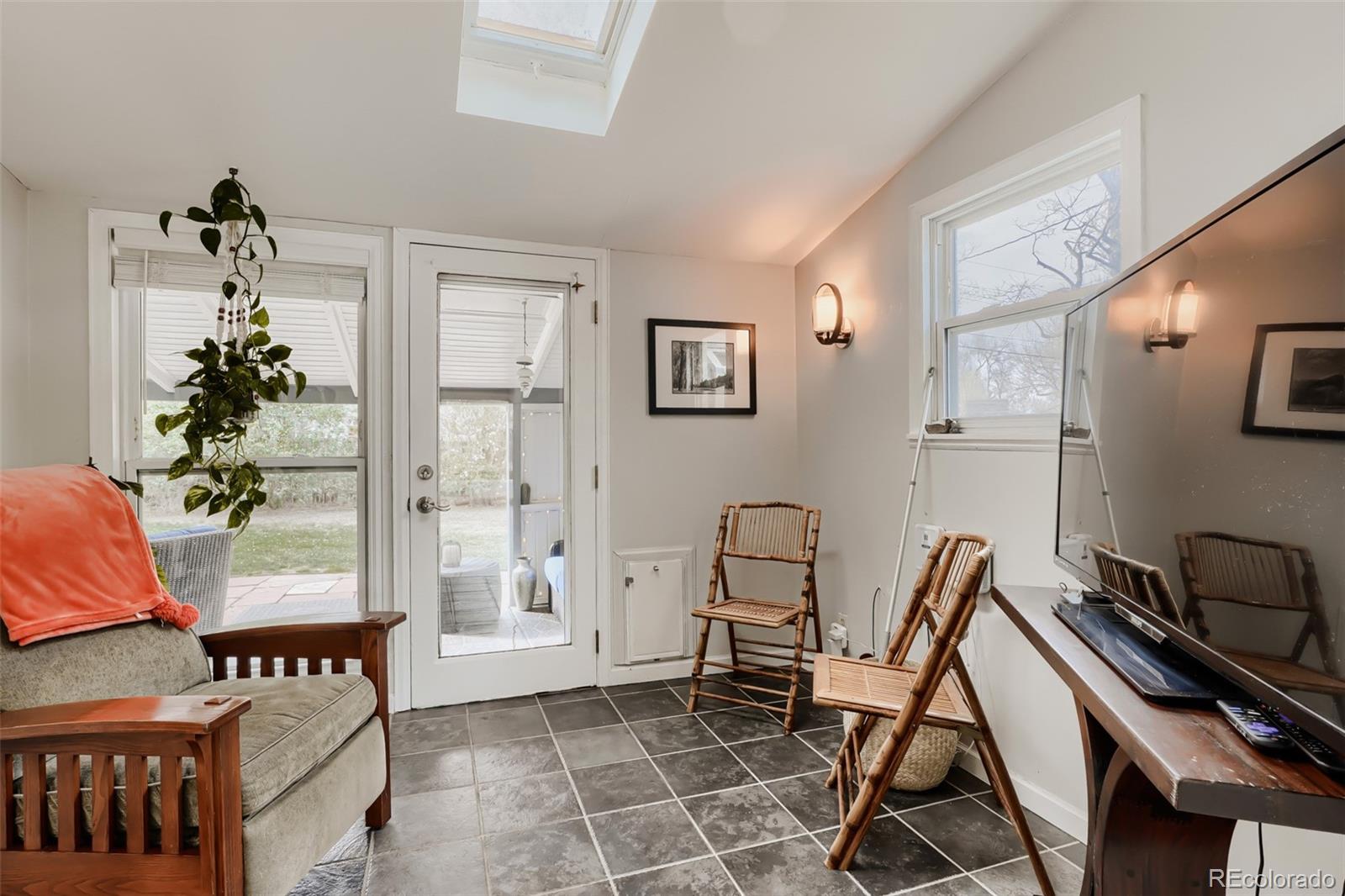 MLS Image #16 for 1425 s hudson street,denver, Colorado