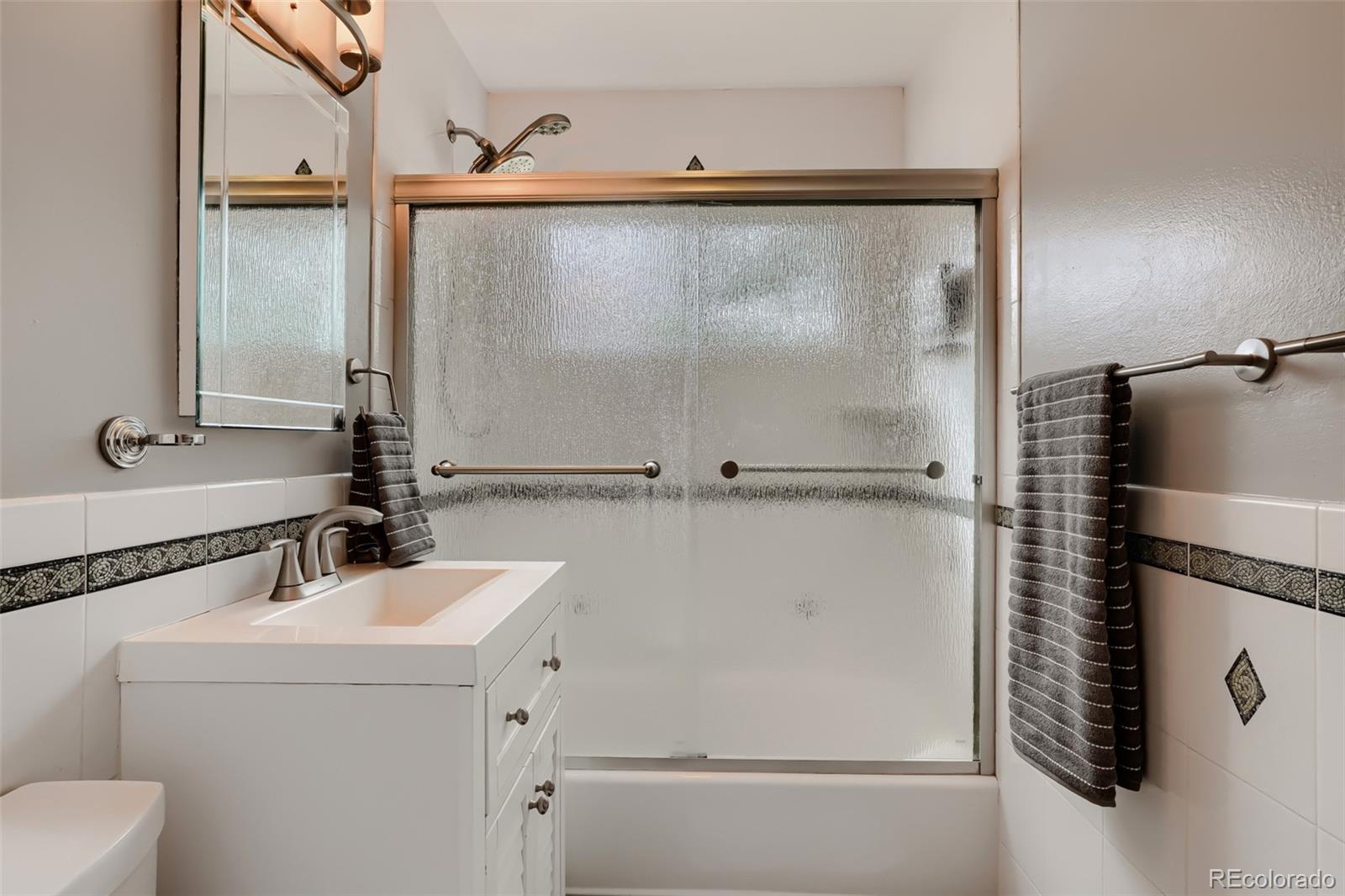 MLS Image #23 for 1425 s hudson street,denver, Colorado