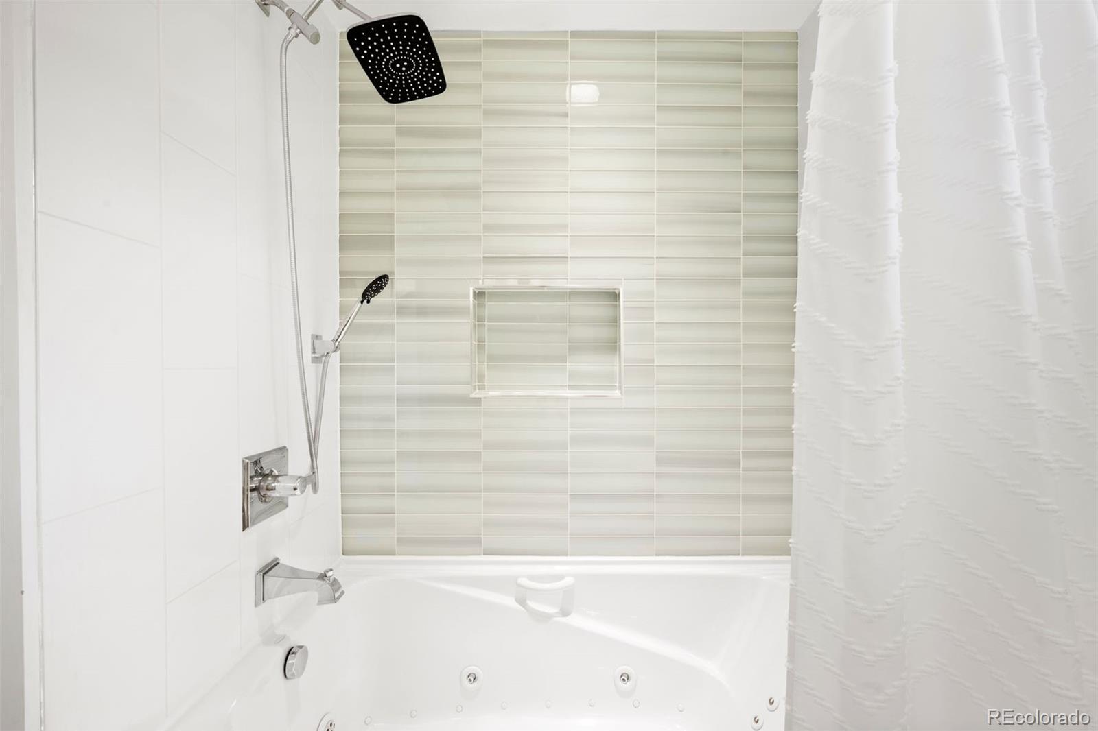 MLS Image #21 for 1715 s oneida street,denver, Colorado