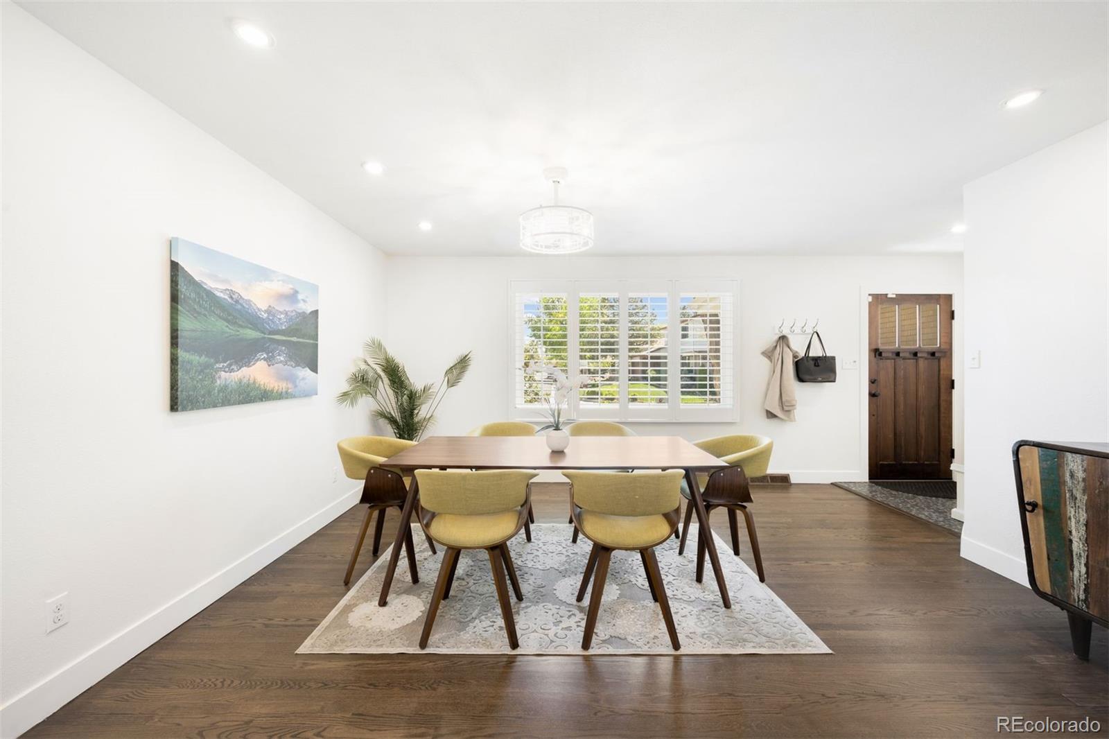 MLS Image #3 for 1715 s oneida street,denver, Colorado