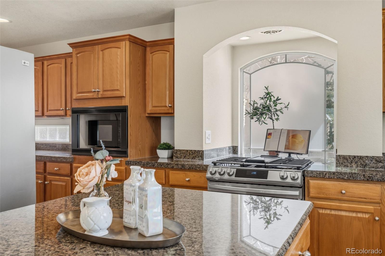 MLS Image #15 for 21518 e 48th place,denver, Colorado