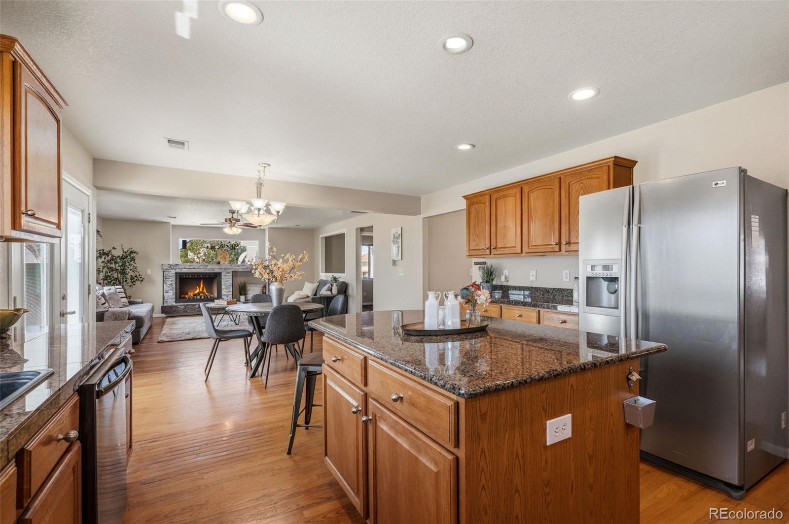 MLS Image #17 for 21518 e 48th place,denver, Colorado
