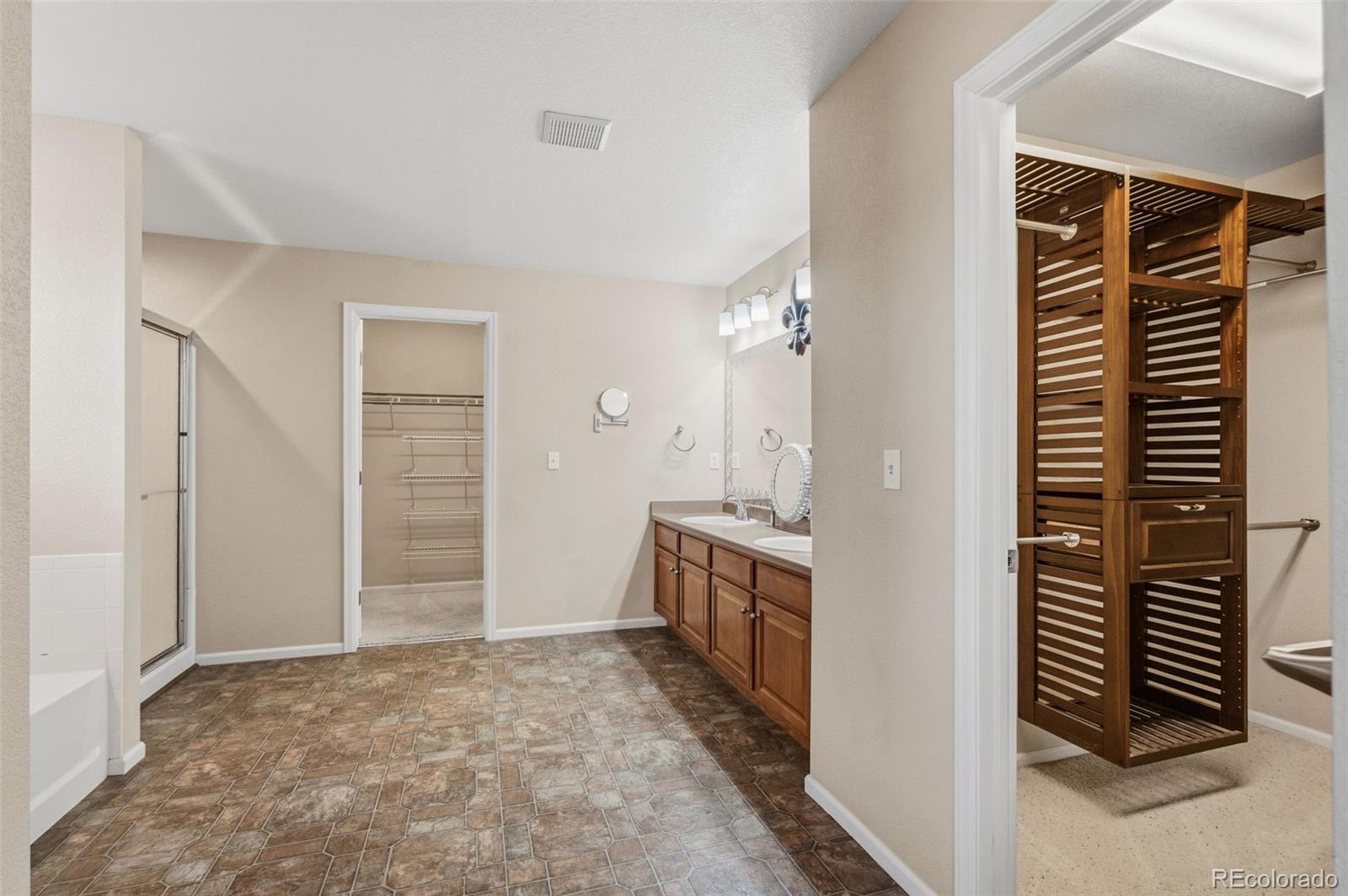 MLS Image #22 for 21518 e 48th place,denver, Colorado
