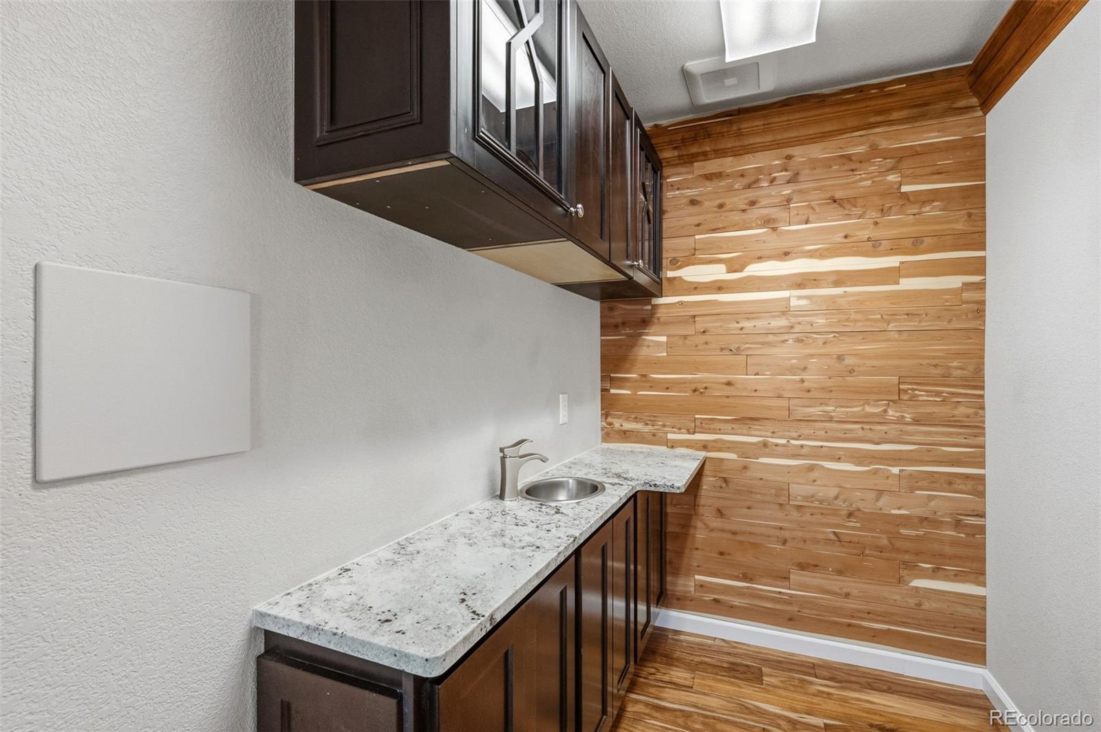 MLS Image #28 for 21518 e 48th place,denver, Colorado
