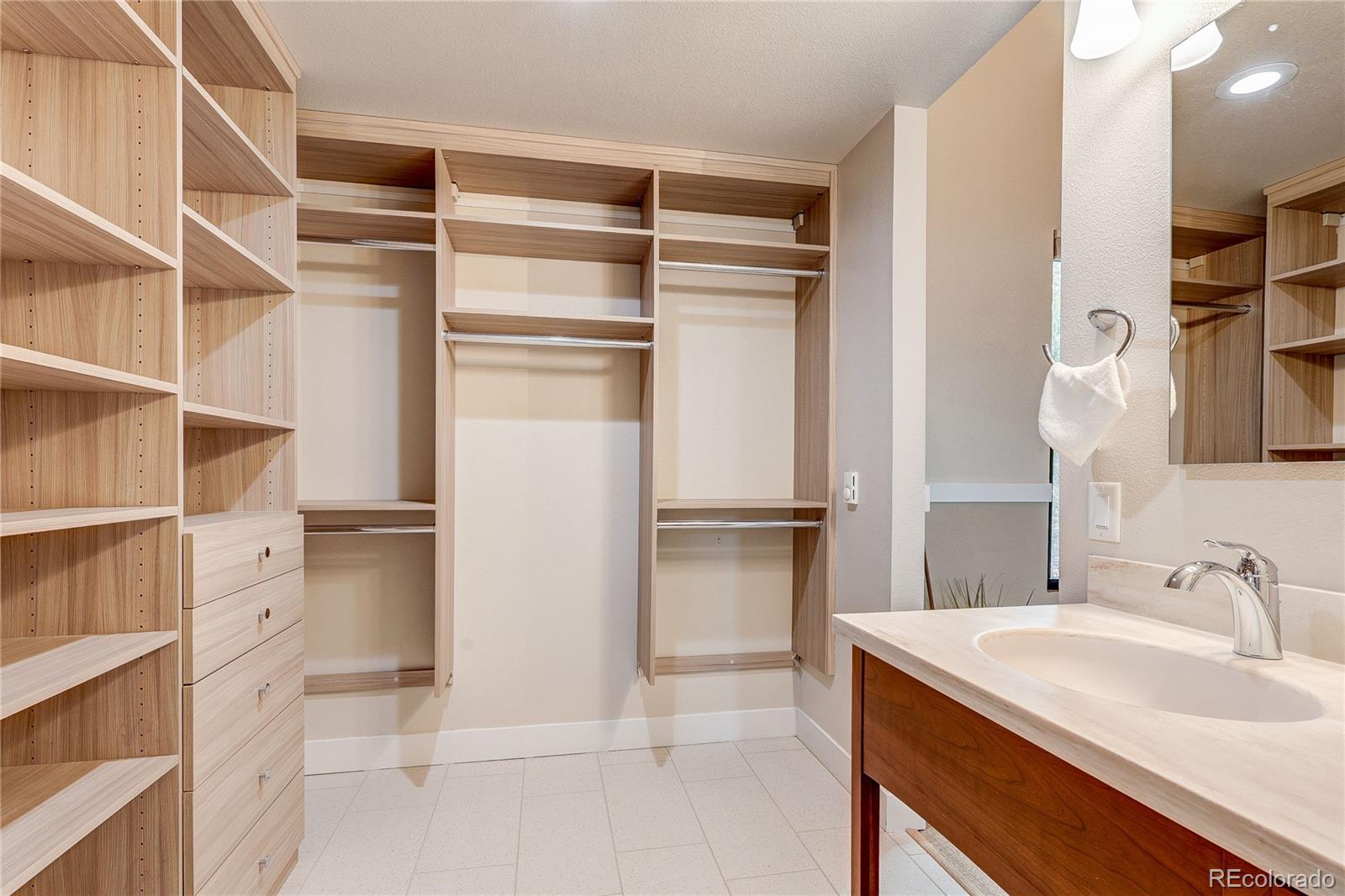 MLS Image #39 for 2512 s worchester court f,aurora, Colorado