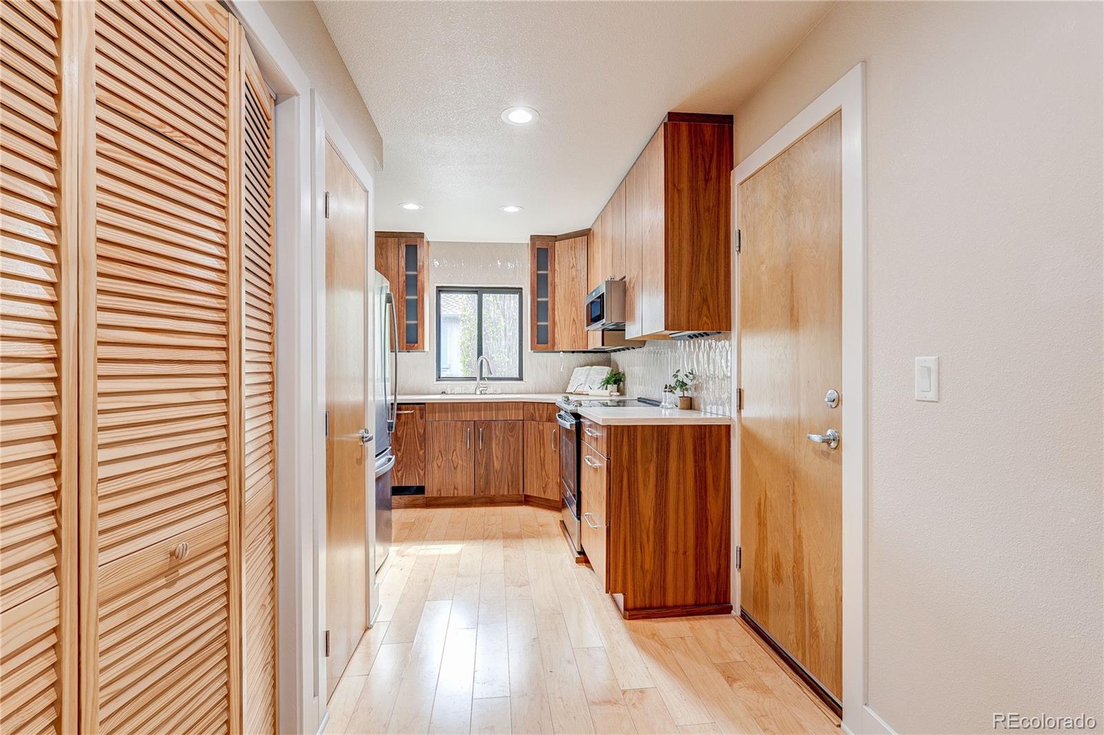 MLS Image #9 for 2512 s worchester court f,aurora, Colorado
