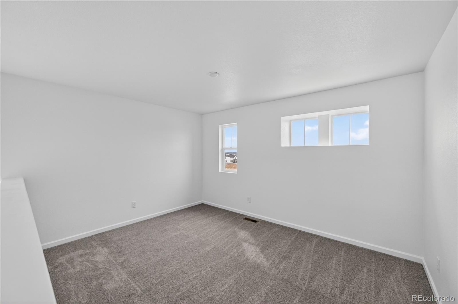 MLS Image #11 for 717  bradley circle,elizabeth, Colorado