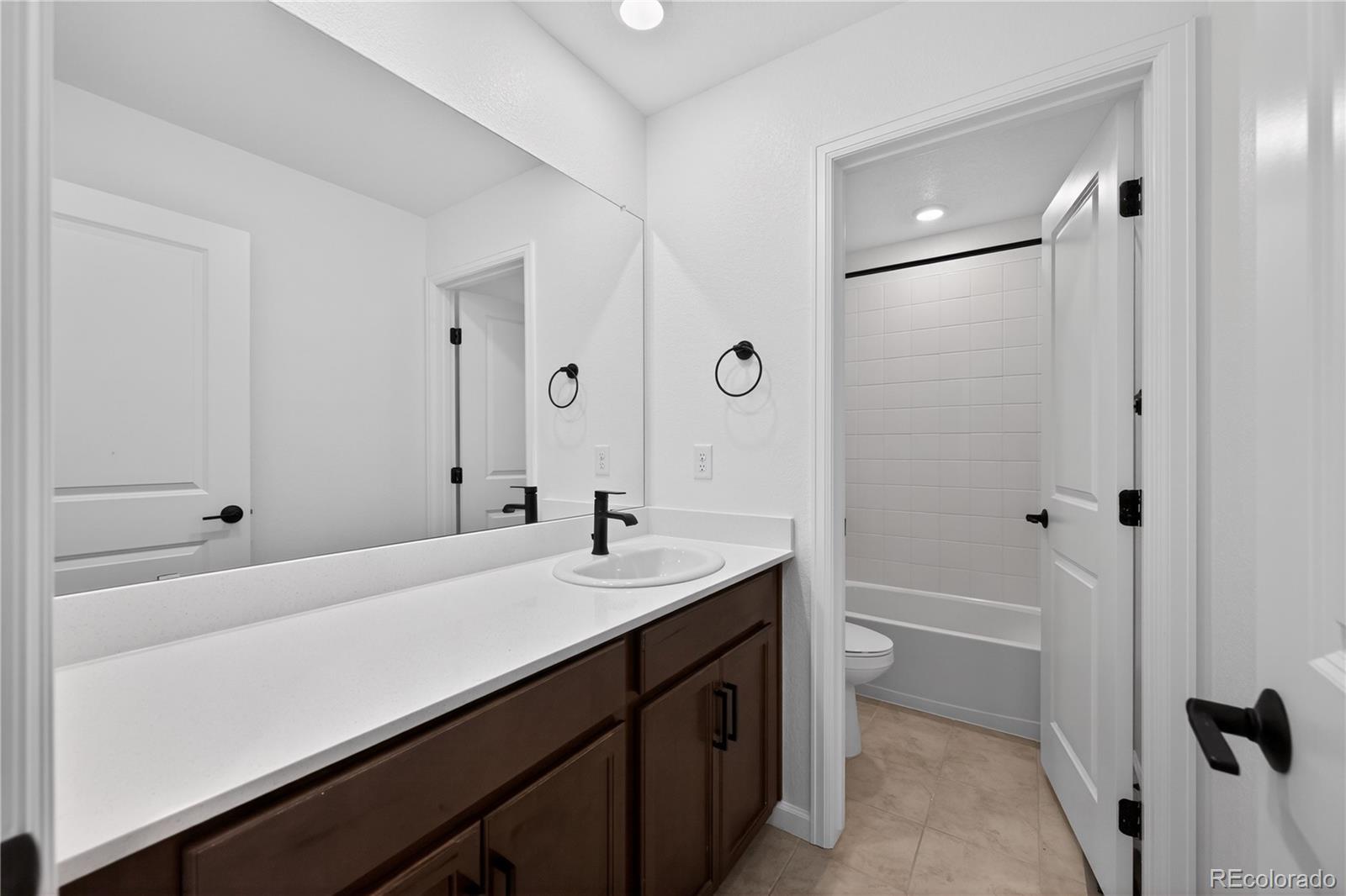 MLS Image #13 for 717  bradley circle,elizabeth, Colorado