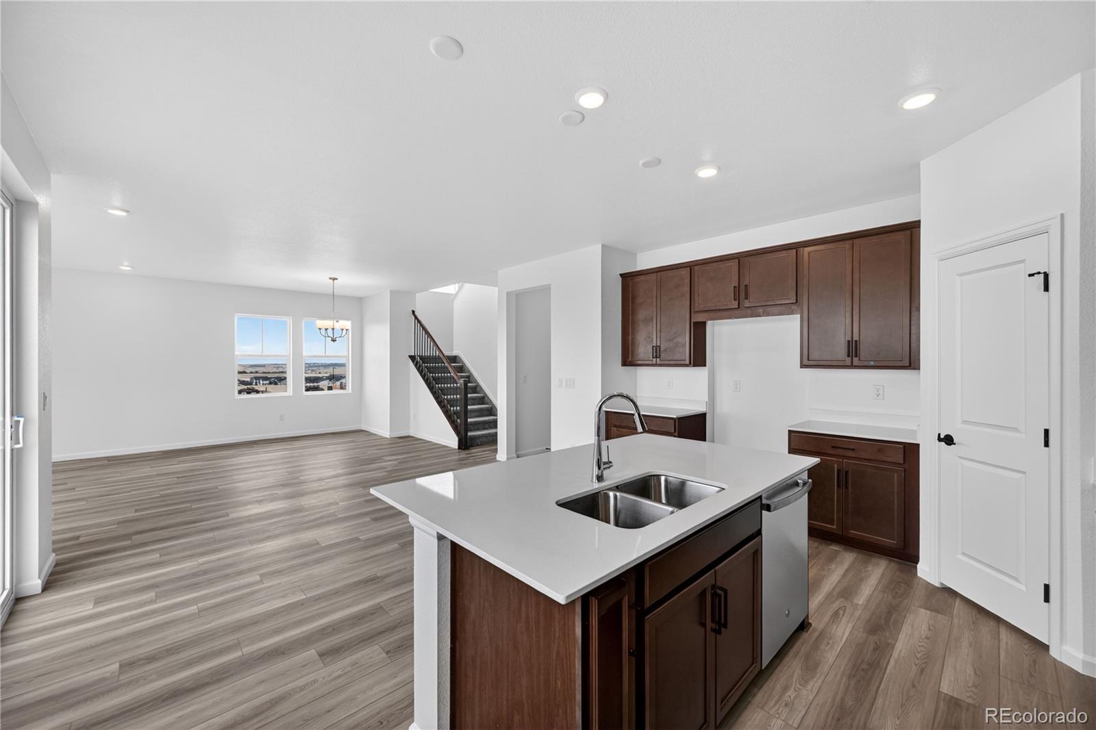 MLS Image #4 for 717  bradley circle,elizabeth, Colorado