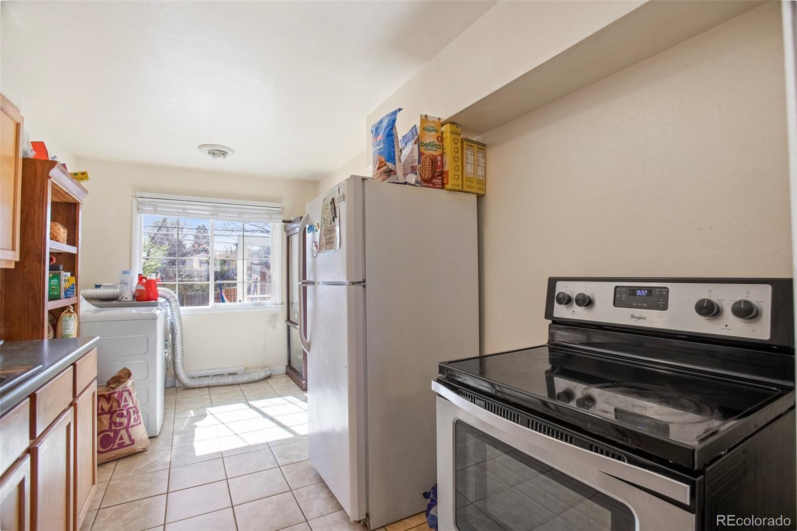 MLS Image #6 for 5004 w center drive,denver, Colorado