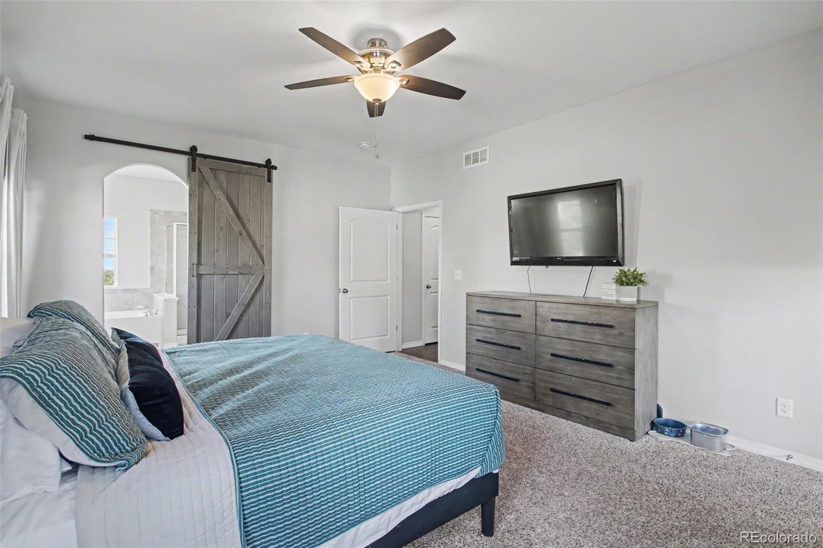 MLS Image #13 for 19454  lindenmere drive,monument, Colorado