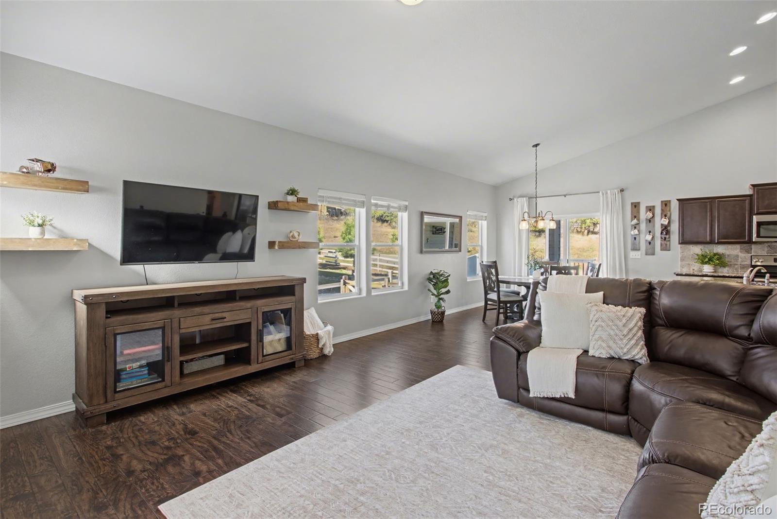 MLS Image #6 for 19454  lindenmere drive,monument, Colorado