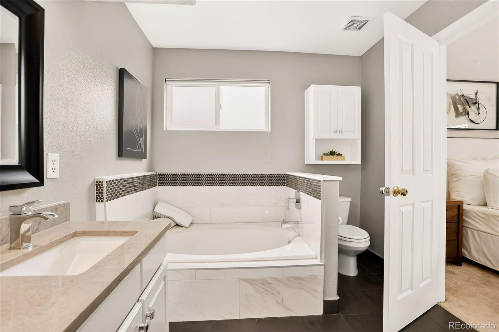 MLS Image #19 for 4548 e kentucky circle,denver, Colorado