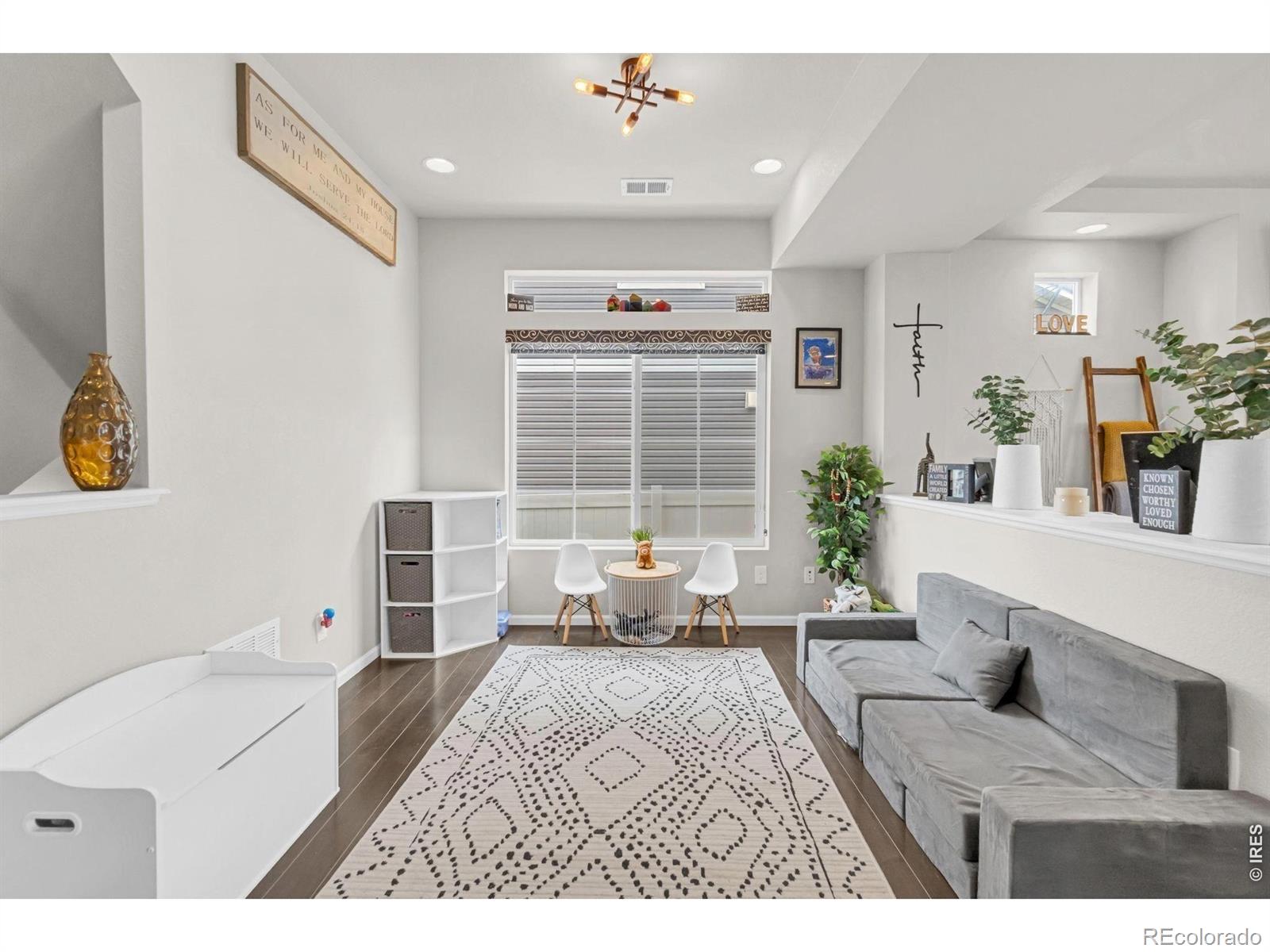 MLS Image #3 for 5038  silverwood drive,johnstown, Colorado