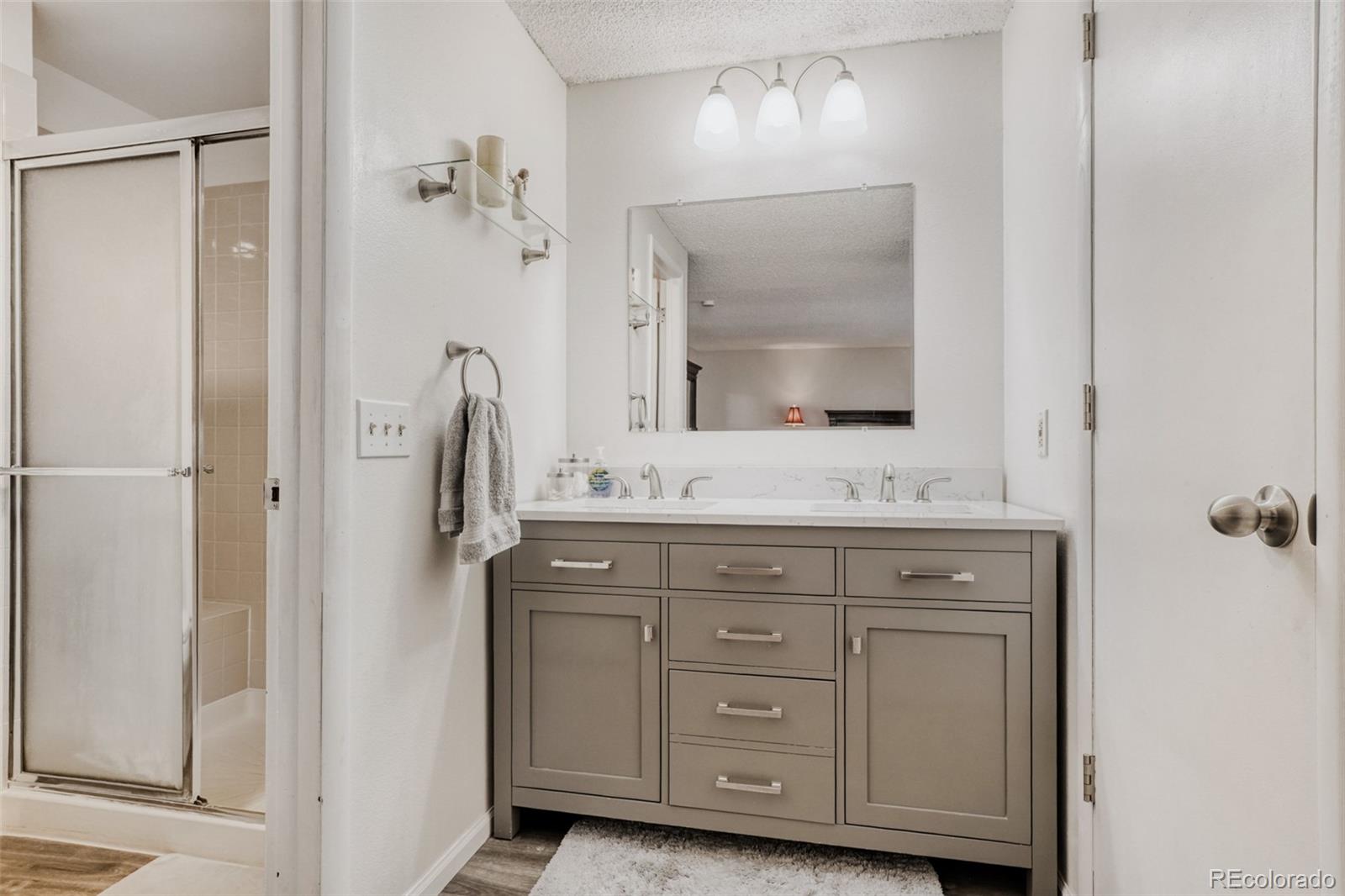 MLS Image #13 for 4363 s blackhawk way,aurora, Colorado