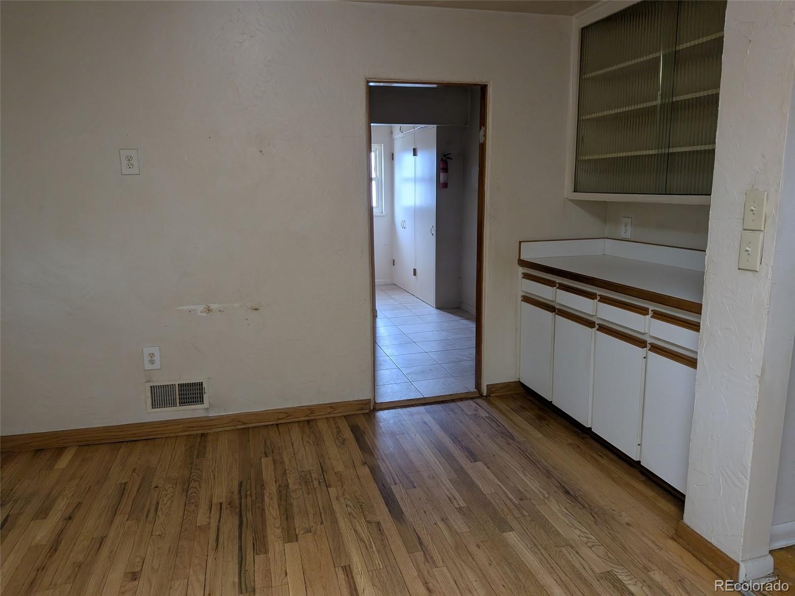 MLS Image #8 for 8225 w 19th avenue,lakewood, Colorado