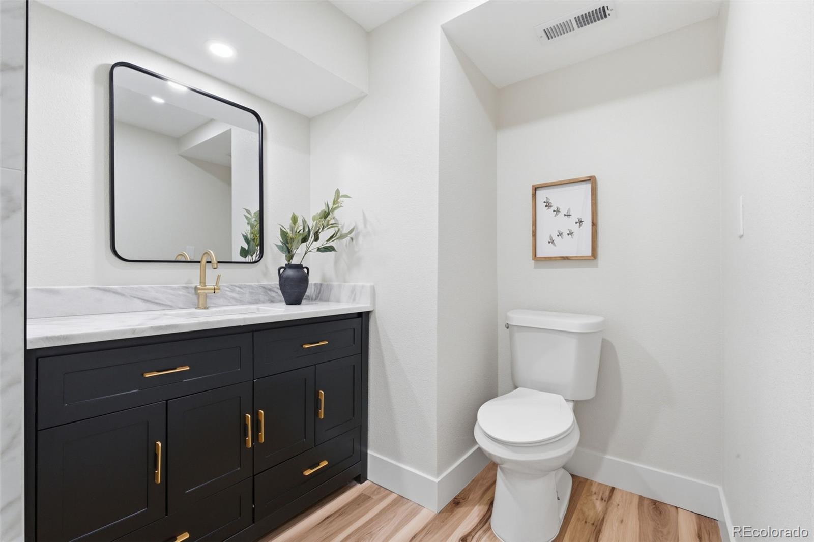 MLS Image #16 for 14503 e 44th avenue,denver, Colorado