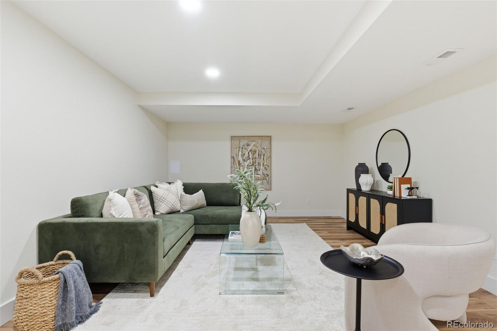MLS Image #18 for 14503 e 44th avenue,denver, Colorado