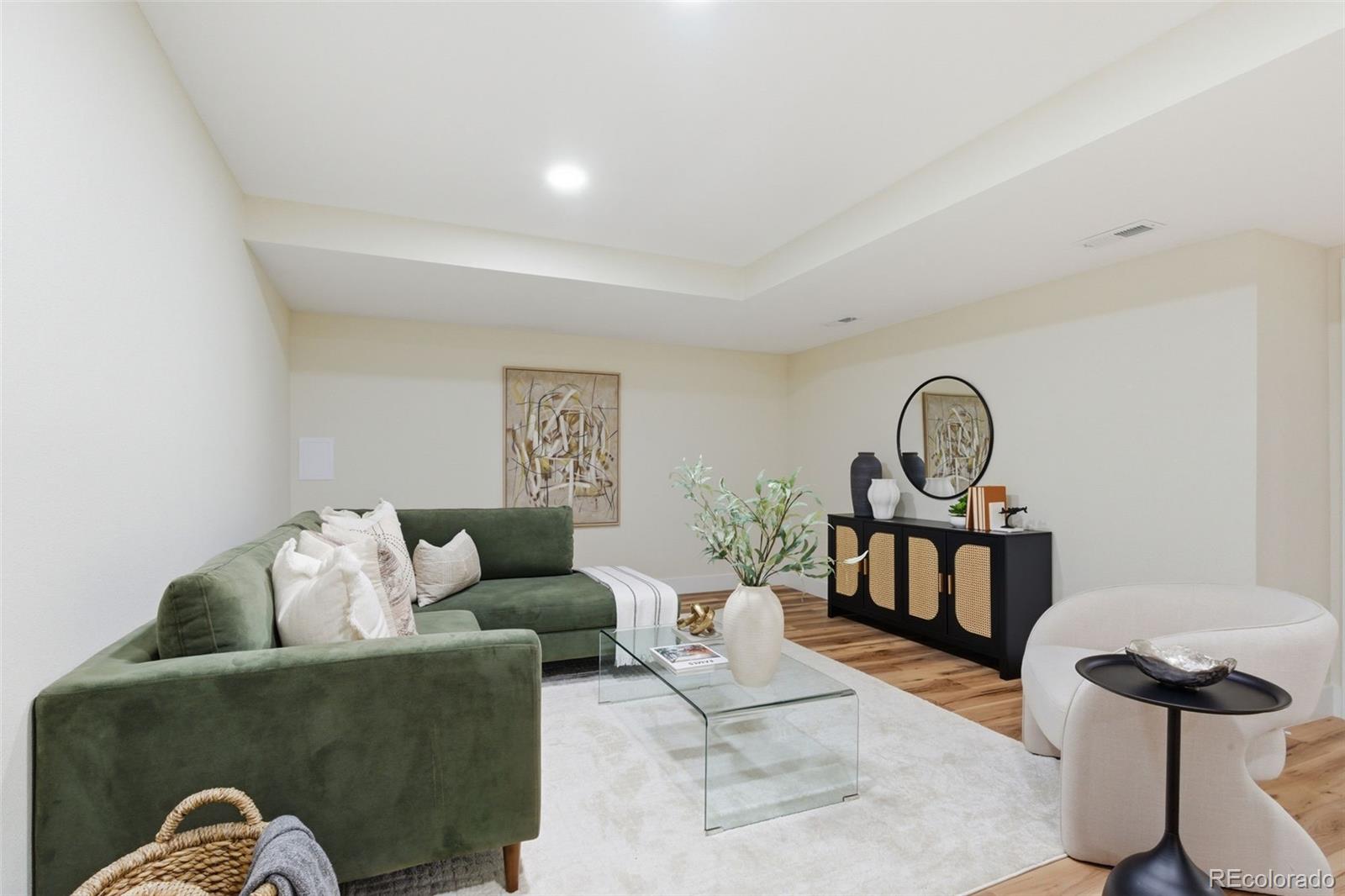 MLS Image #19 for 14503 e 44th avenue,denver, Colorado