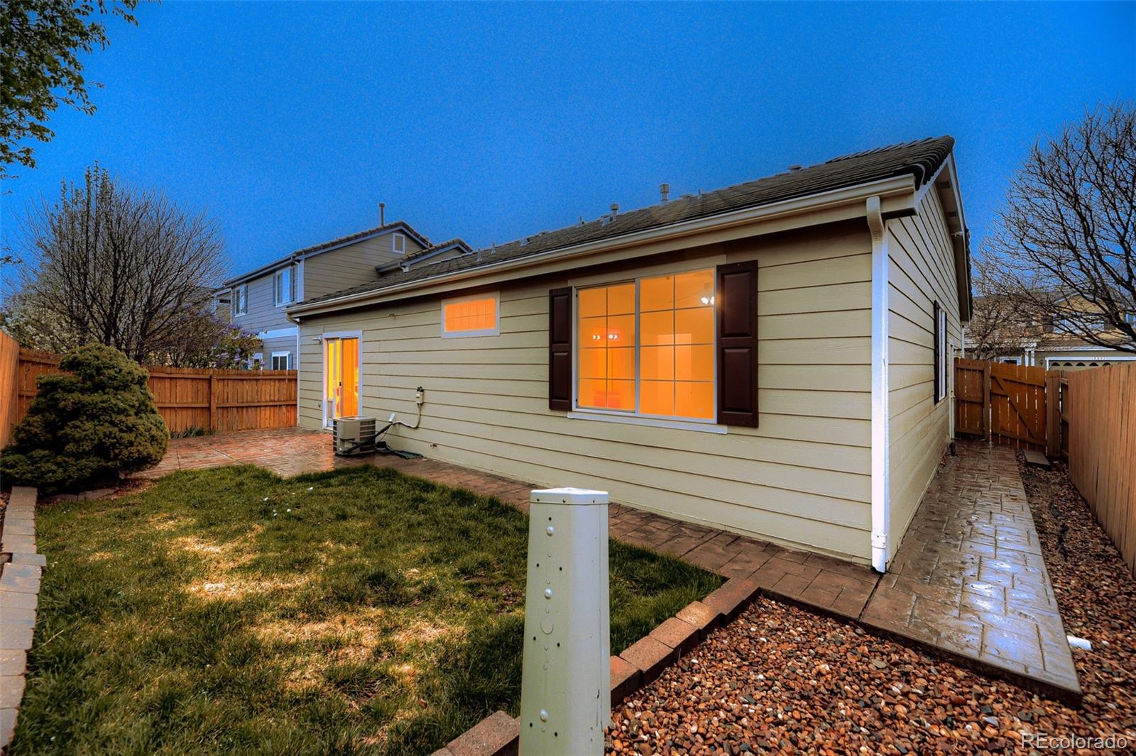 MLS Image #11 for 7372 s mobile street,aurora, Colorado