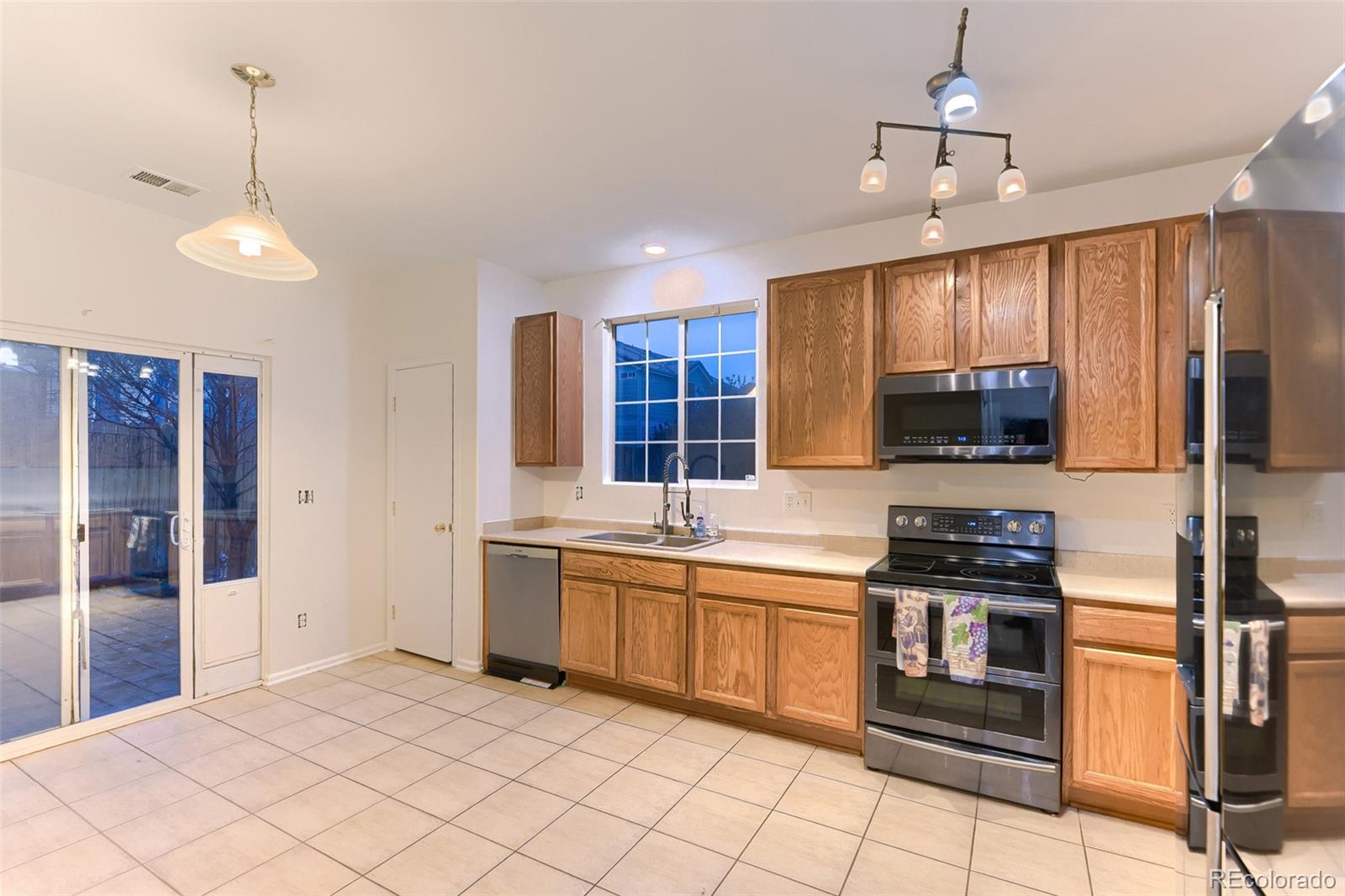 MLS Image #4 for 7372 s mobile street,aurora, Colorado