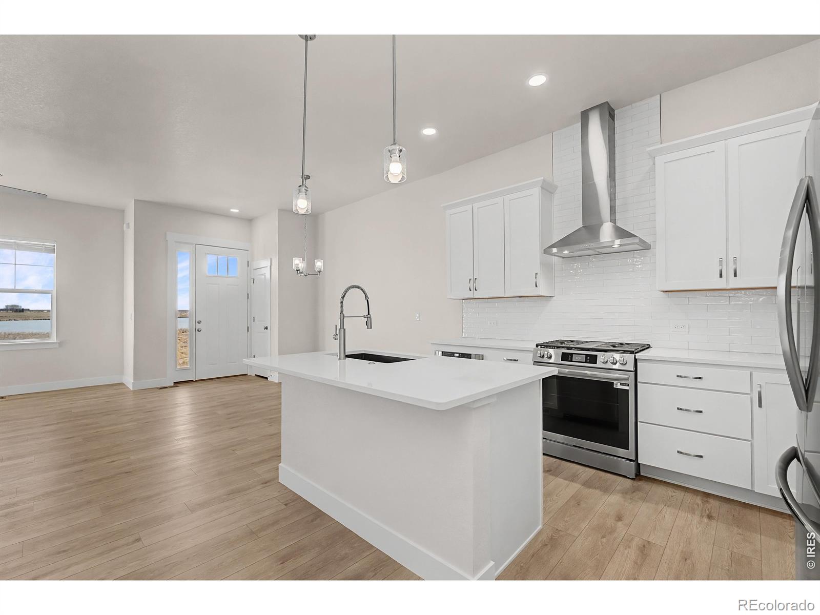 MLS Image #6 for 4216  trapper lake drive,loveland, Colorado