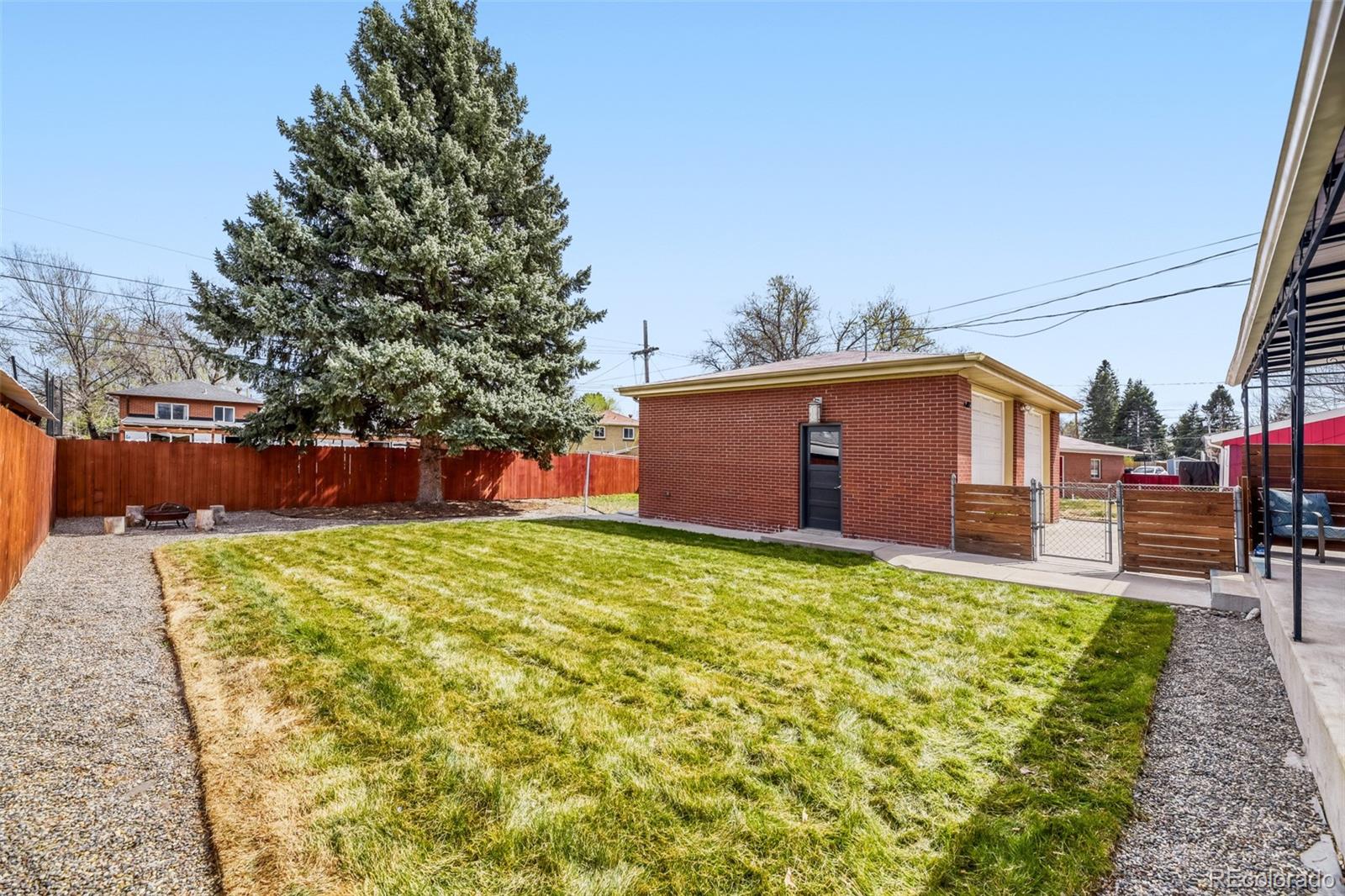 MLS Image #15 for 2568 s zurich court,denver, Colorado