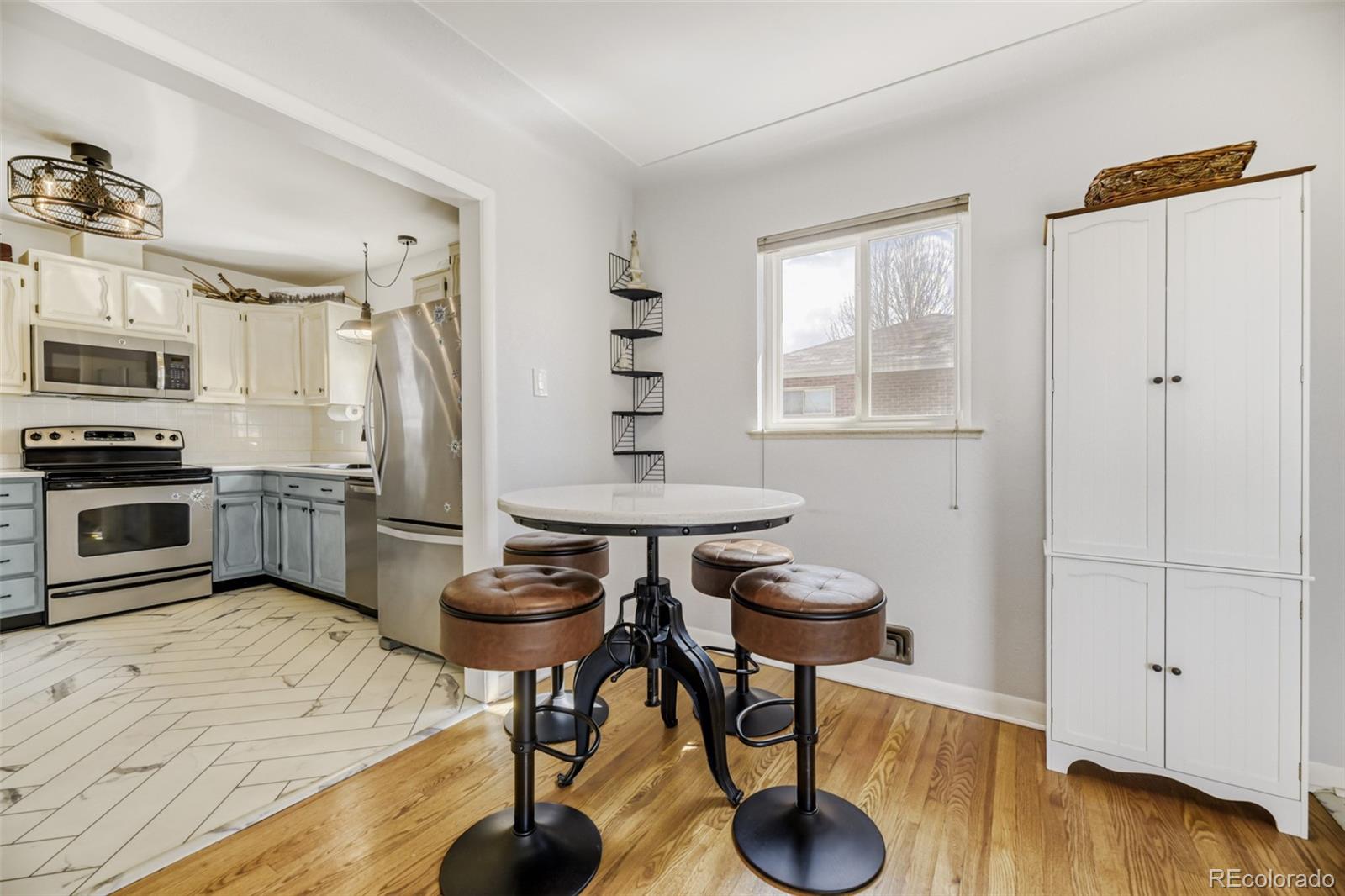 MLS Image #4 for 2568 s zurich court,denver, Colorado