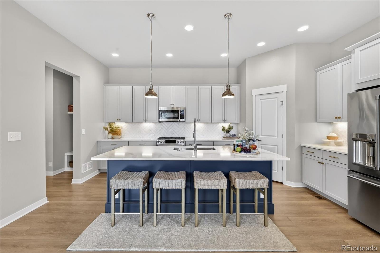 MLS Image #5 for 16694  tejon lane,broomfield, Colorado