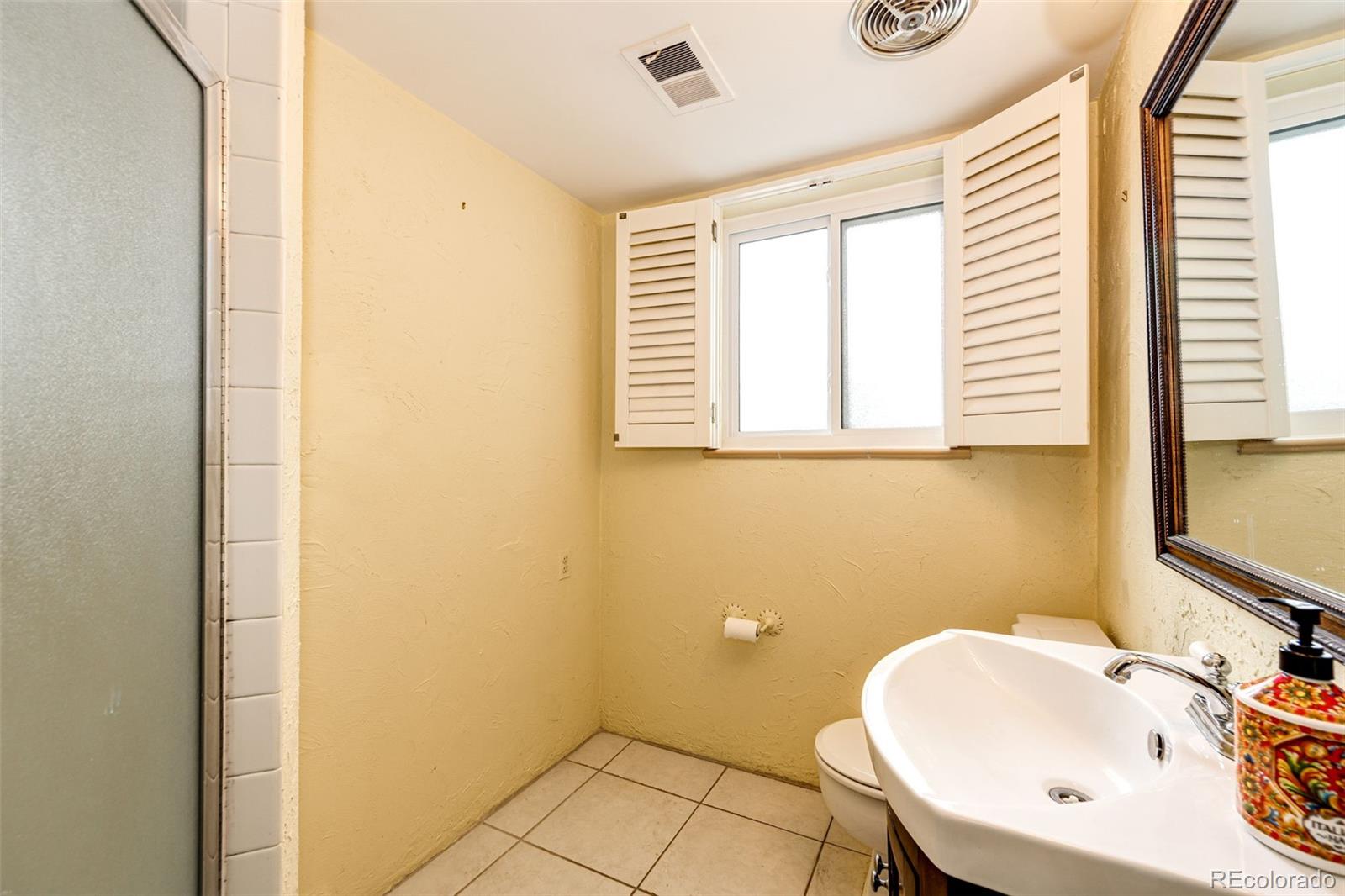 MLS Image #10 for 3701 e costilla place,centennial, Colorado