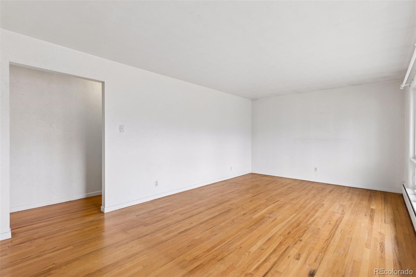 MLS Image #12 for 3020 s university boulevard,denver, Colorado