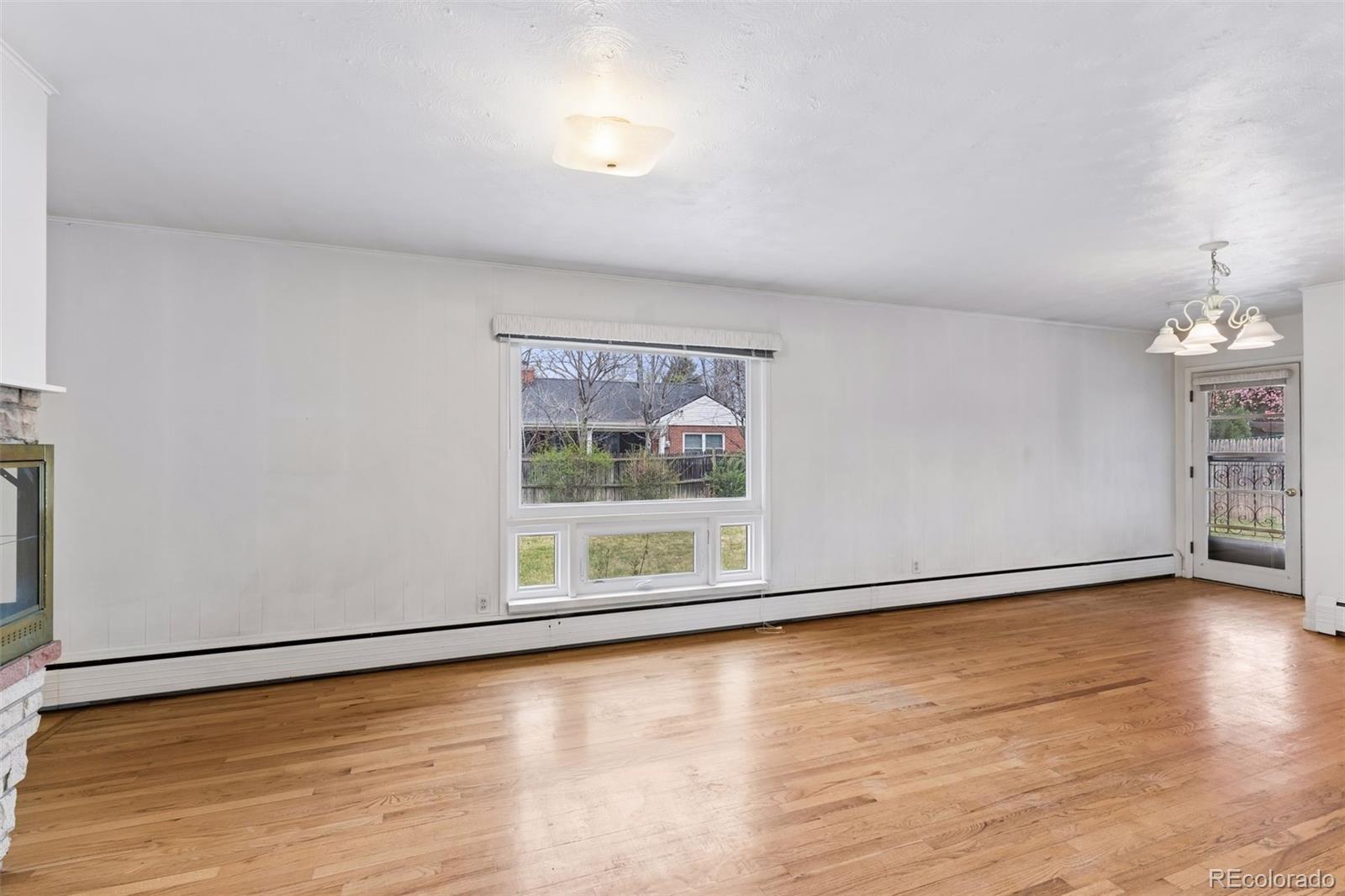 MLS Image #3 for 3020 s university boulevard,denver, Colorado