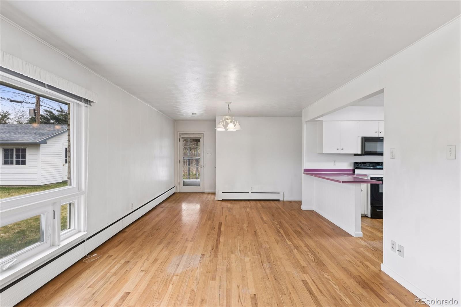 MLS Image #4 for 3020 s university boulevard,denver, Colorado