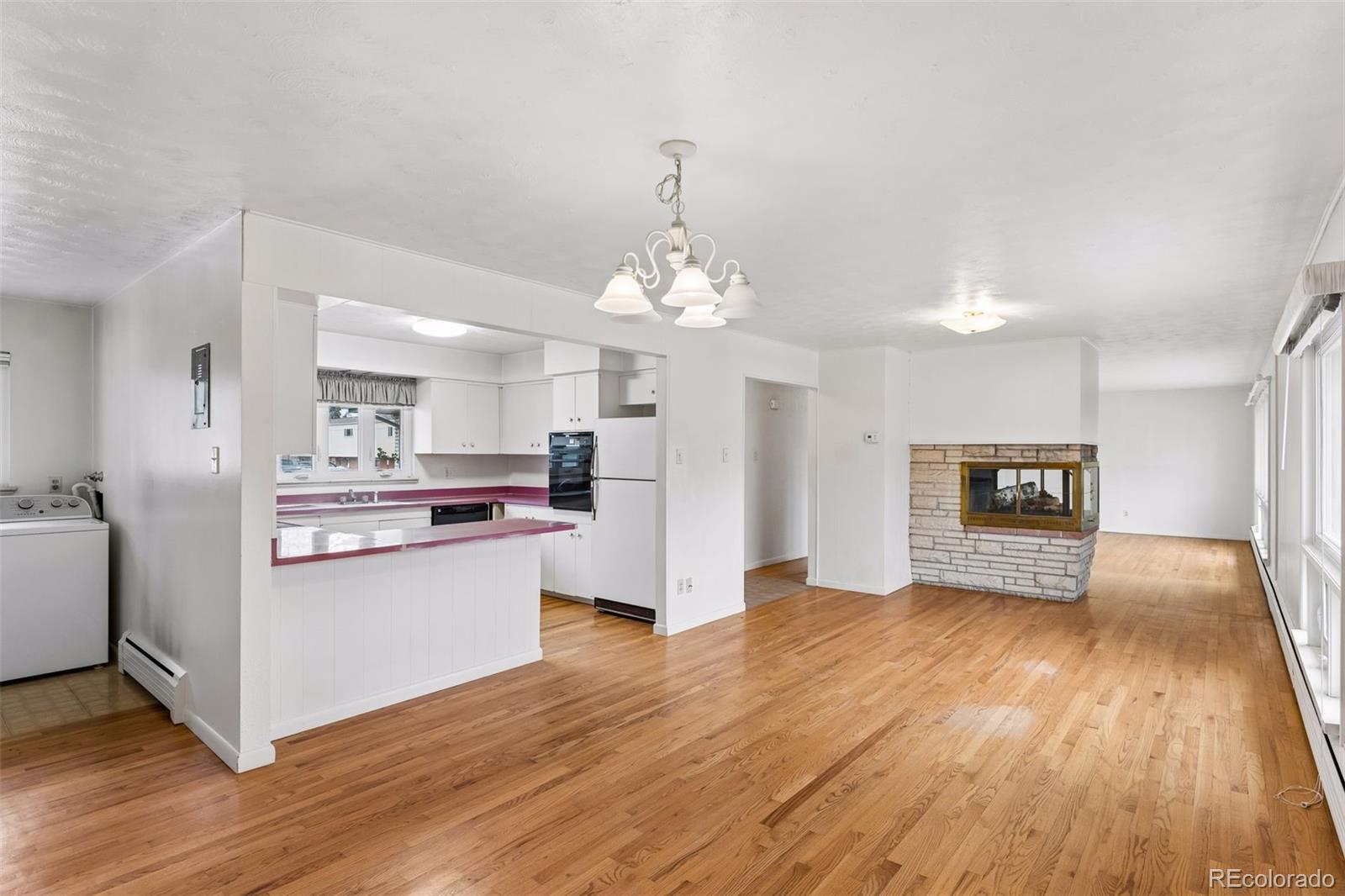 MLS Image #6 for 3020 s university boulevard,denver, Colorado