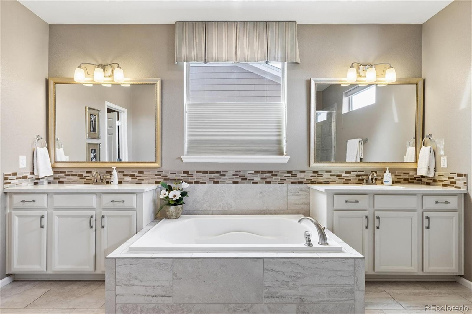 MLS Image #20 for 20195 e fair lane,centennial, Colorado