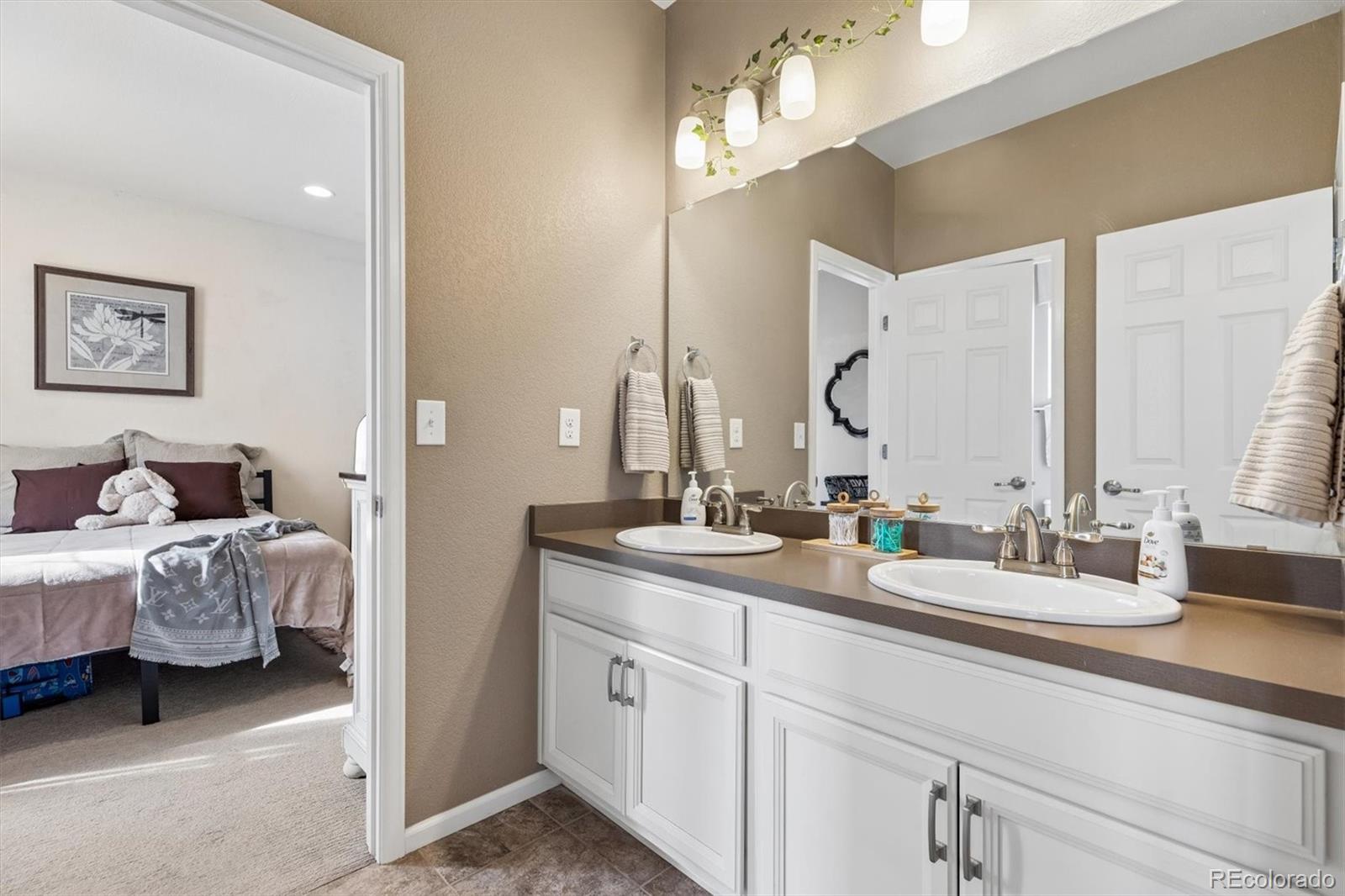 MLS Image #25 for 20195 e fair lane,centennial, Colorado
