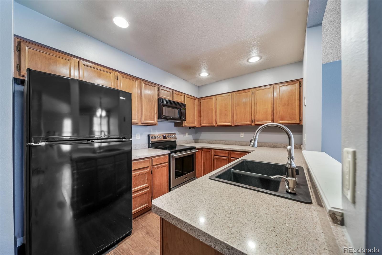MLS Image #10 for 7370 e florida avenue,denver, Colorado