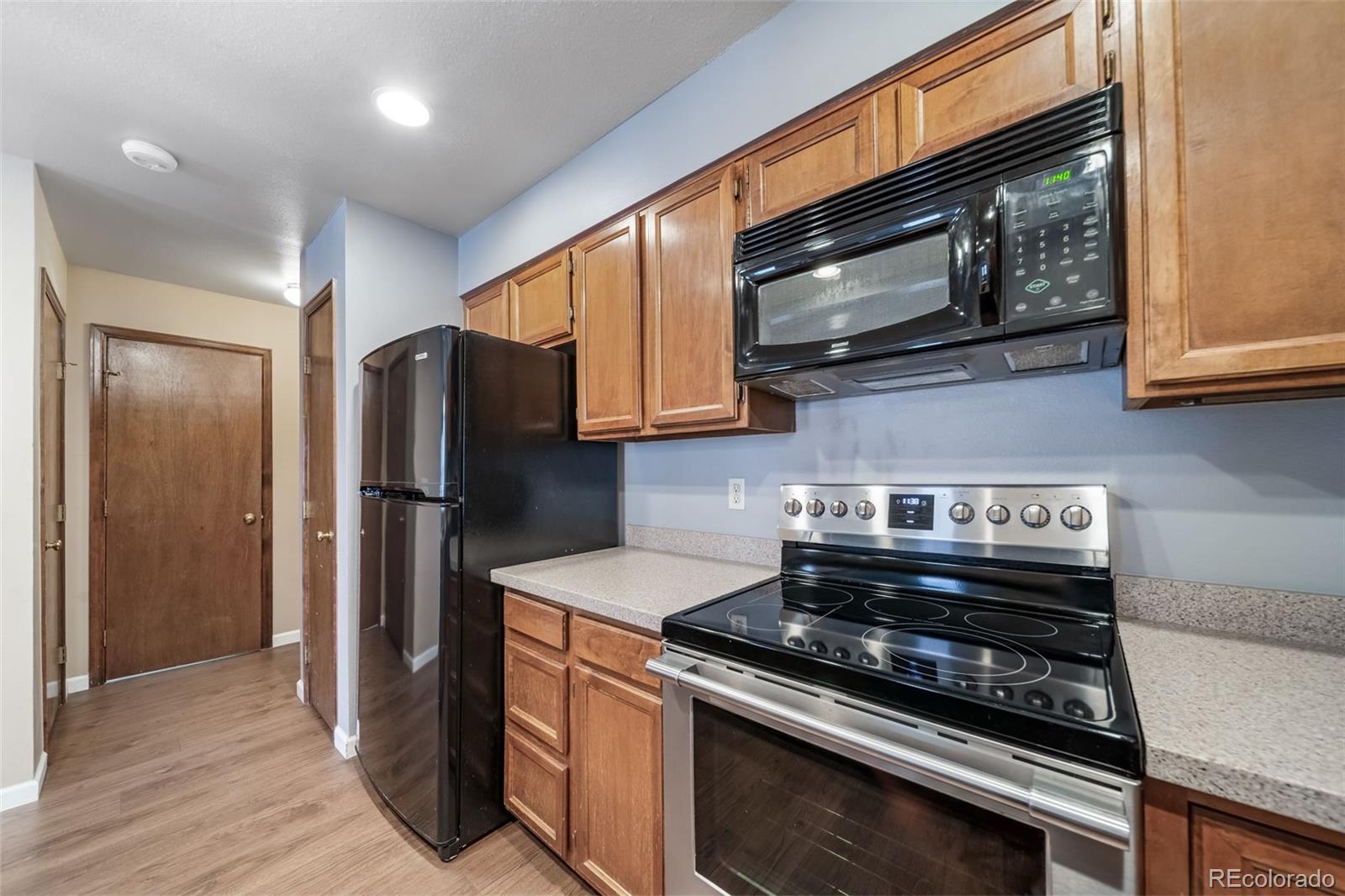 MLS Image #12 for 7370 e florida avenue,denver, Colorado