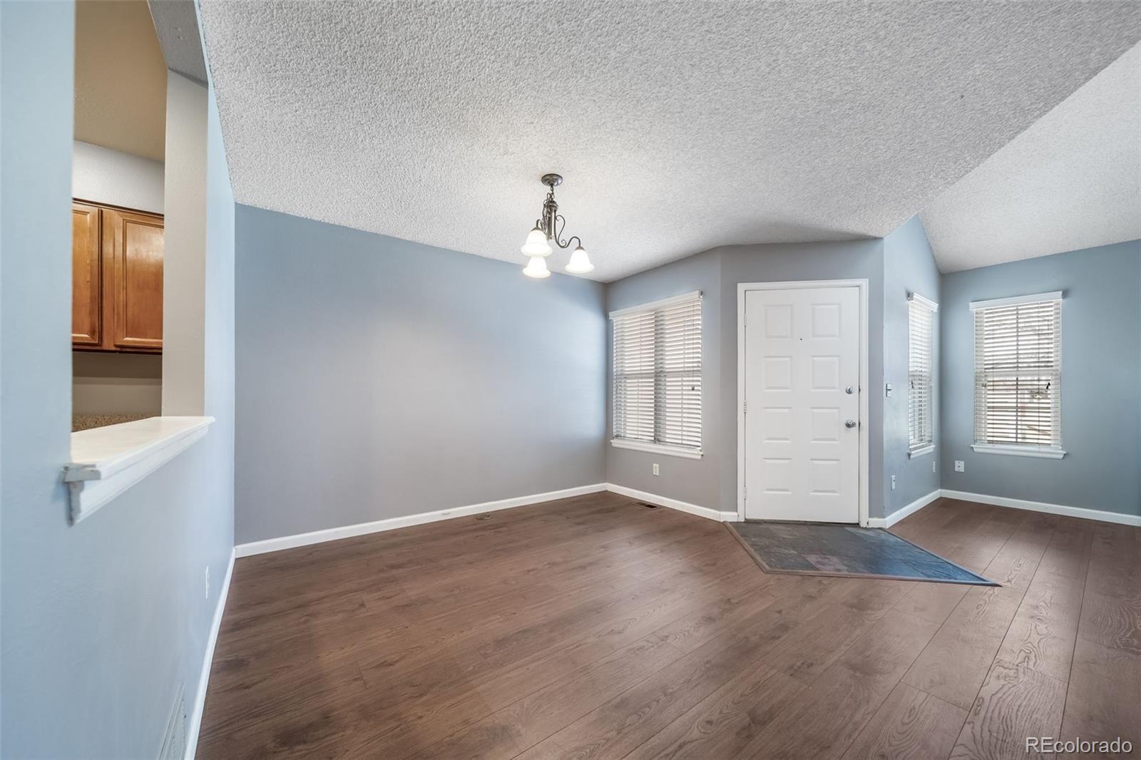 MLS Image #14 for 7370 e florida avenue,denver, Colorado