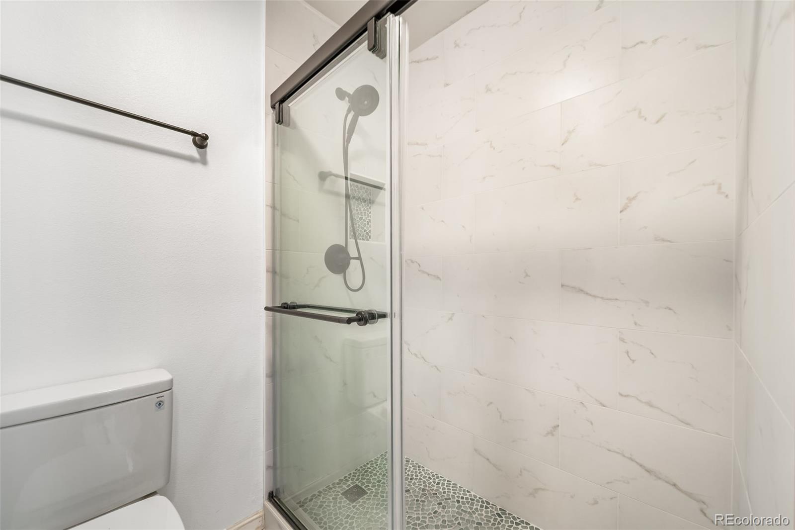 MLS Image #19 for 7370 e florida avenue,denver, Colorado