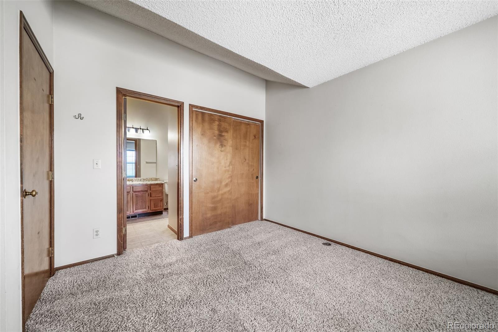 MLS Image #22 for 7370 e florida avenue,denver, Colorado