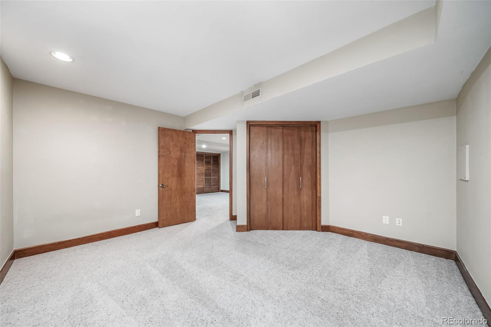 MLS Image #28 for 7370 e florida avenue,denver, Colorado