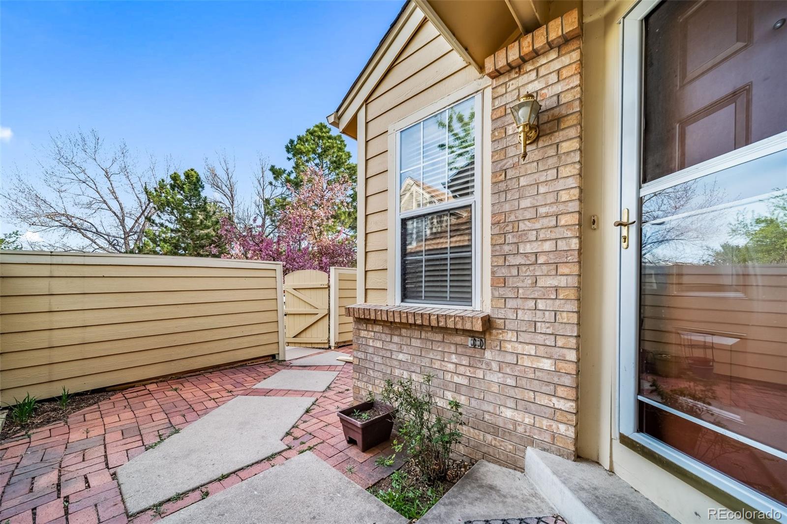 MLS Image #3 for 7370 e florida avenue,denver, Colorado