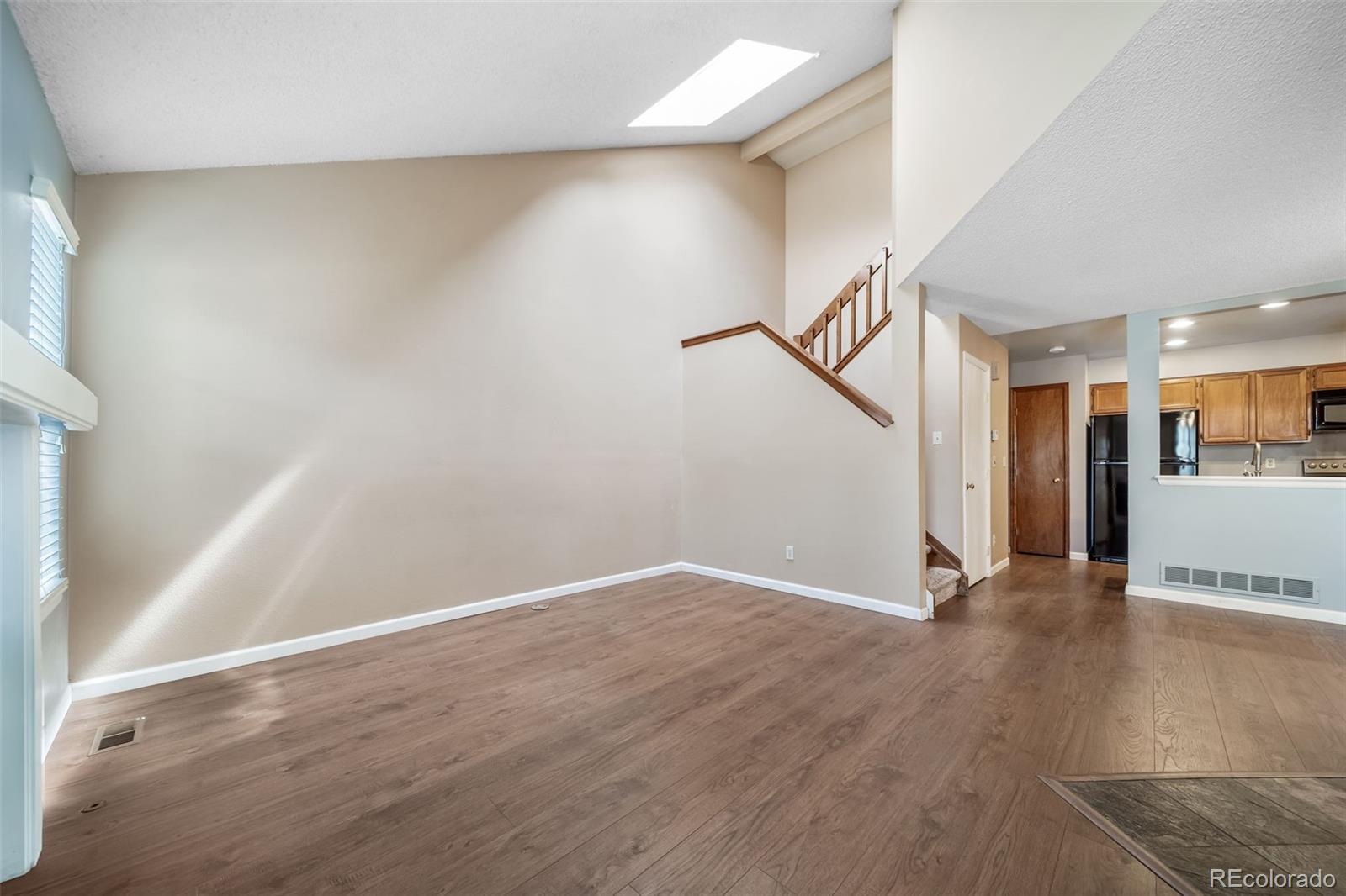 MLS Image #7 for 7370 e florida avenue,denver, Colorado