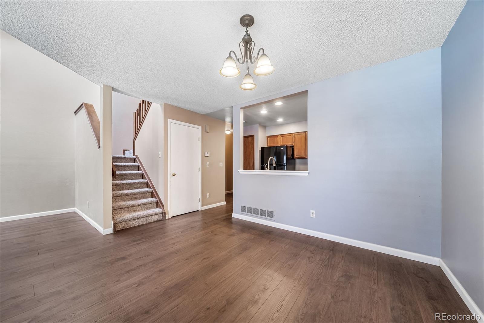 MLS Image #9 for 7370 e florida avenue,denver, Colorado